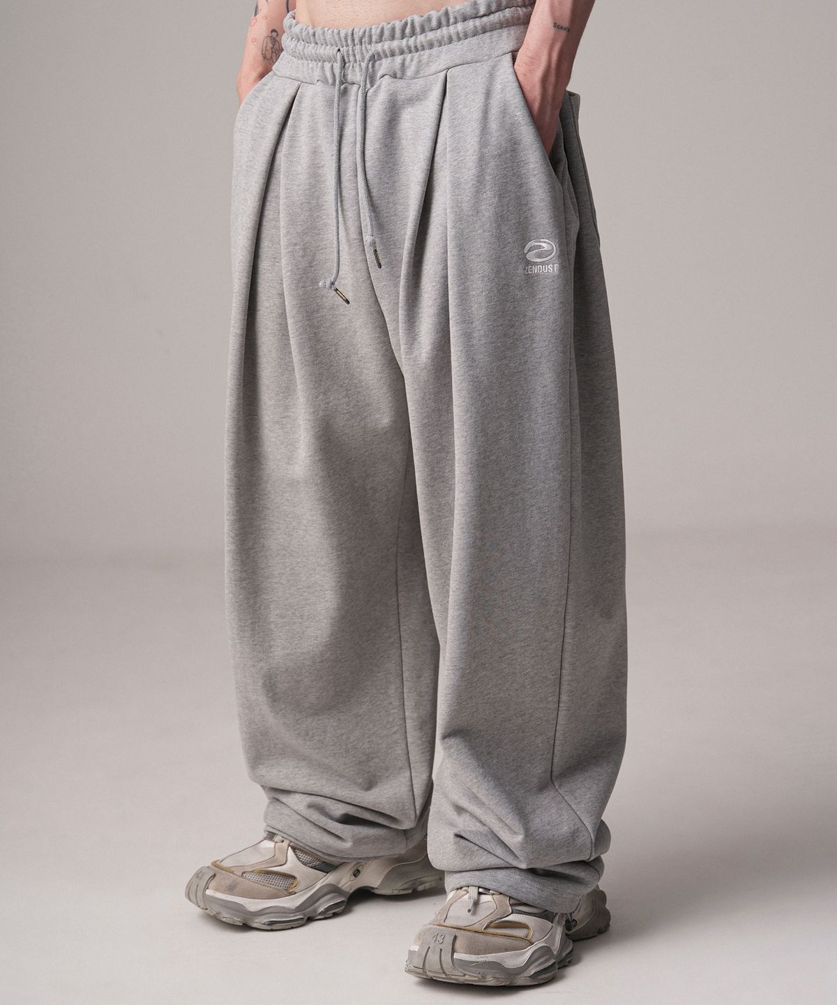 젠더스트(ZENDUST) Nap Pintuck Wide Pants - 2COL