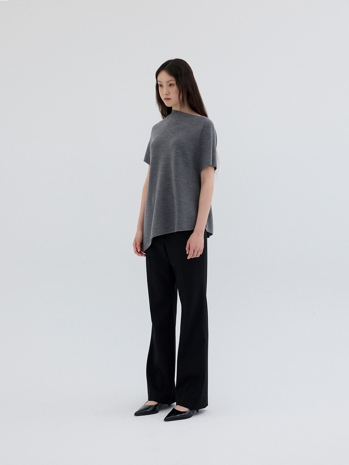 리플레인(REPLAIN) UNBALNCED KNIT TOP
