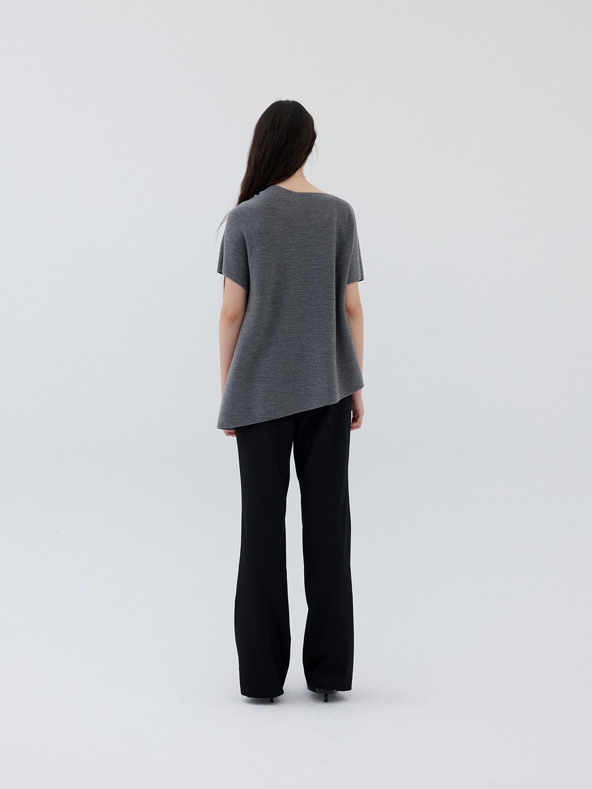 리플레인(REPLAIN) UNBALNCED KNIT TOP