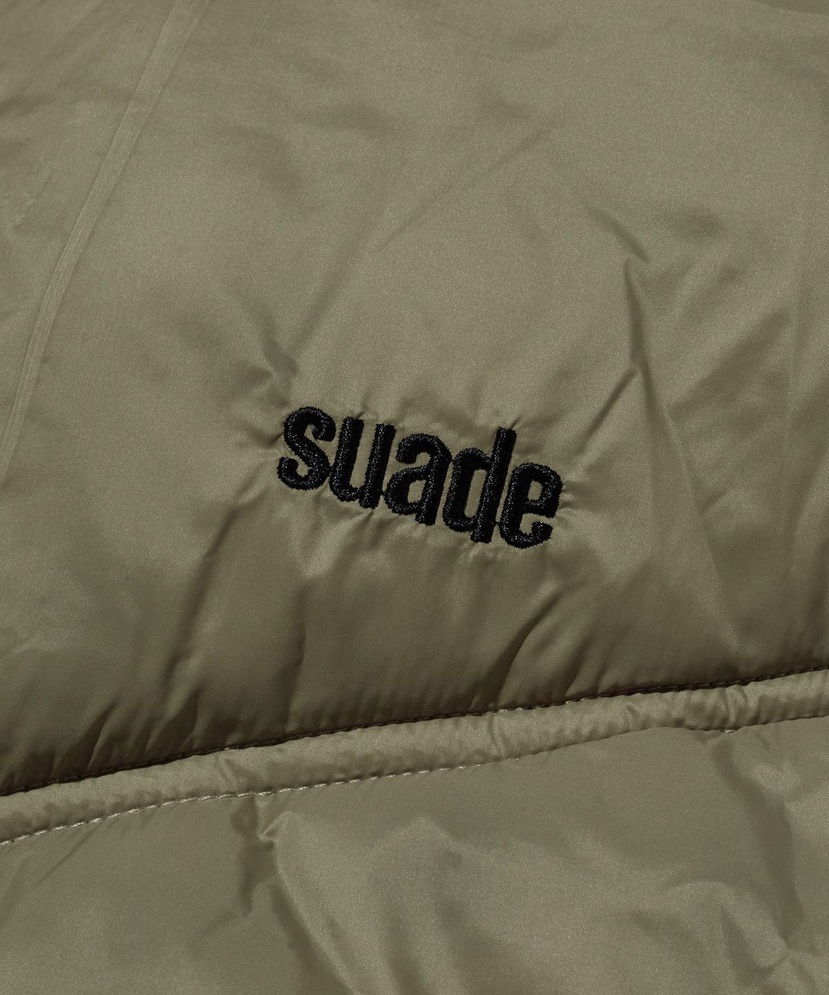 스웨이드(SUADE) HOODED PUFFER JACKET [KHAKI]