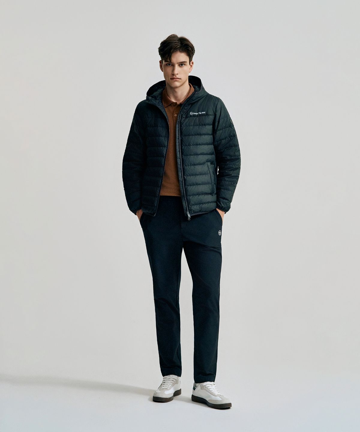 세르지오 타키니(SERGIO TACCHINI) M 데일리 후드 경량 다운점퍼