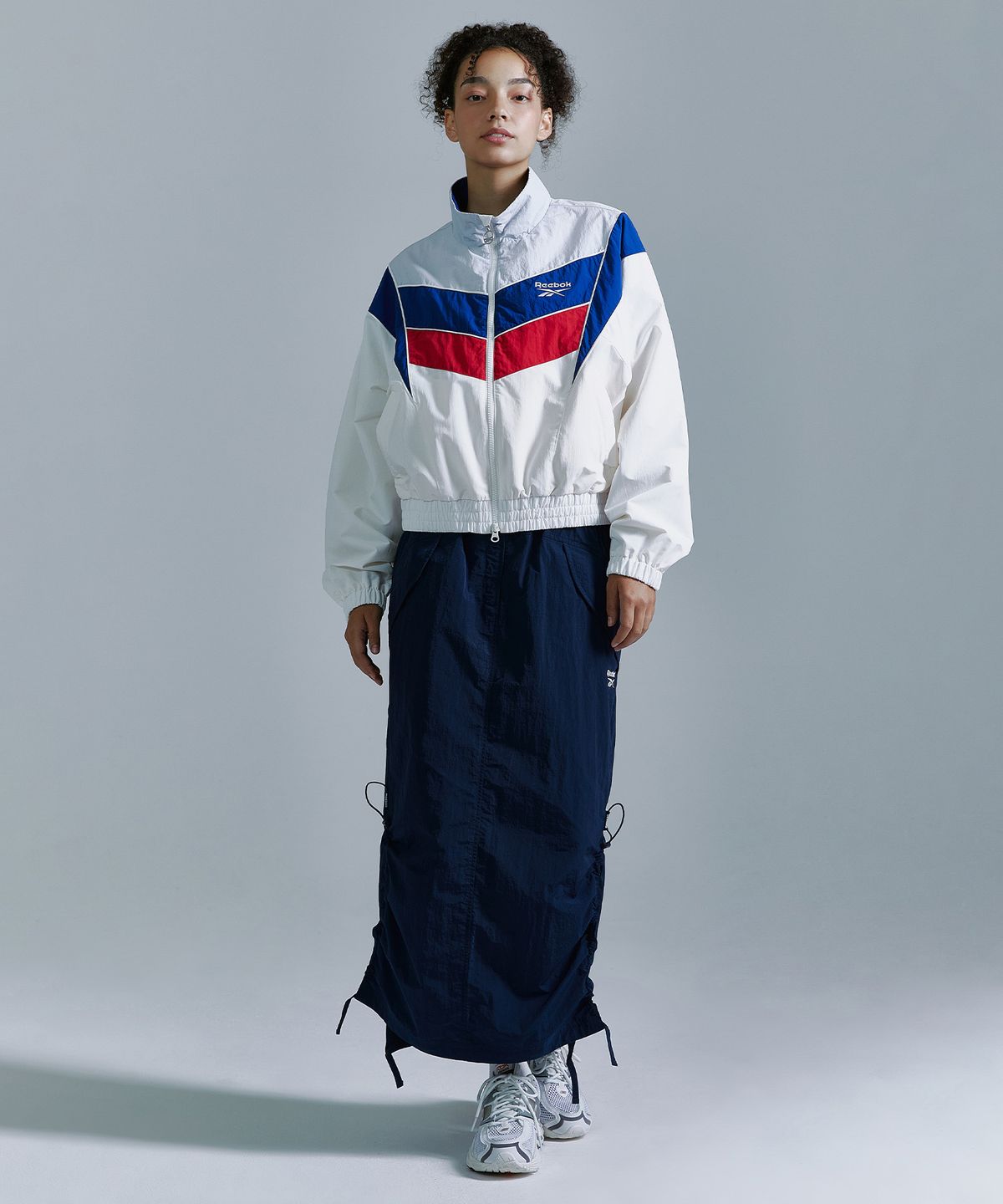 리복(REEBOK) 헤리티지 크롭 윈드 브레이커 (W) - 화이트