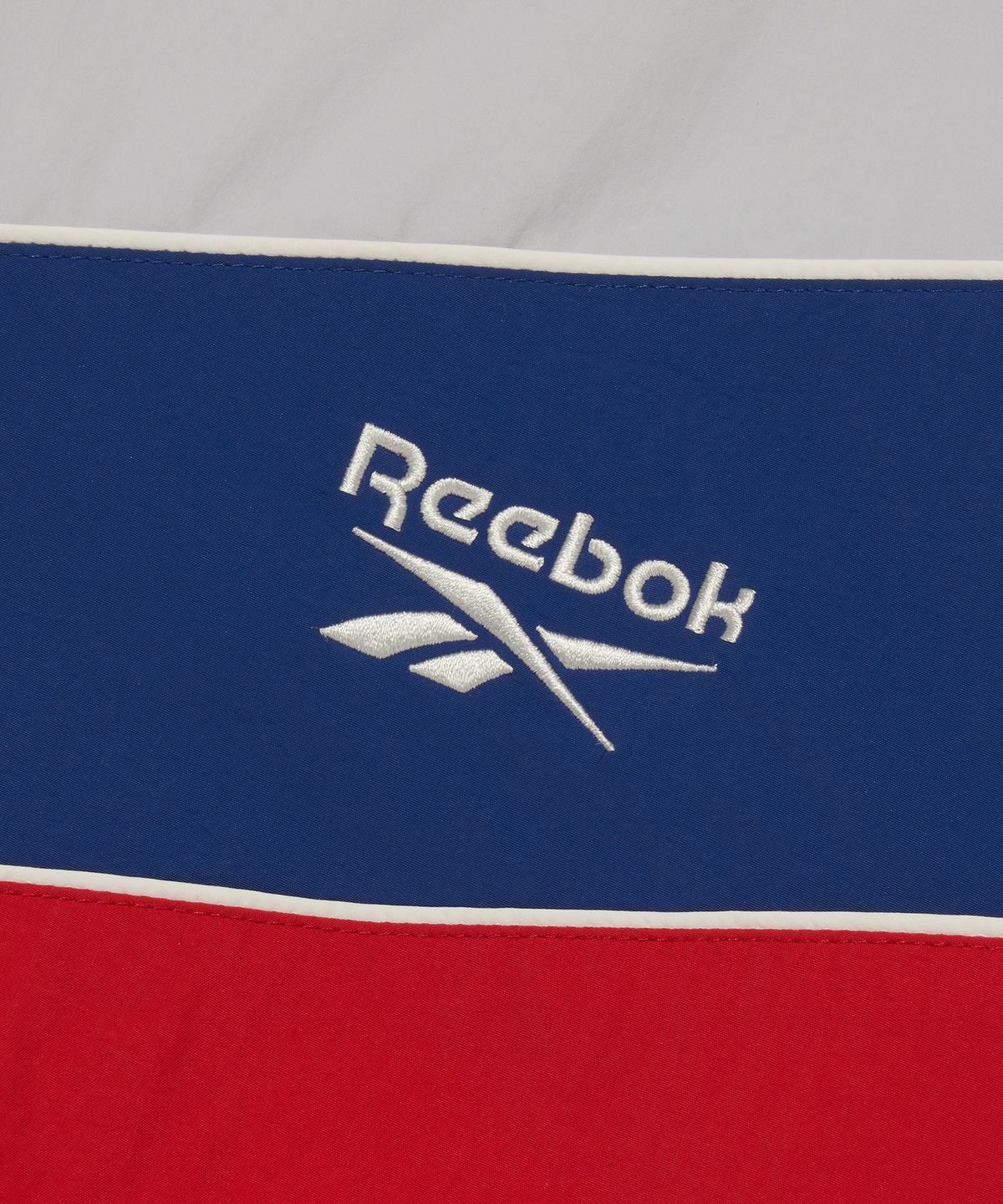 리복(REEBOK) 헤리티지 윈드 브레이커 - 화이트