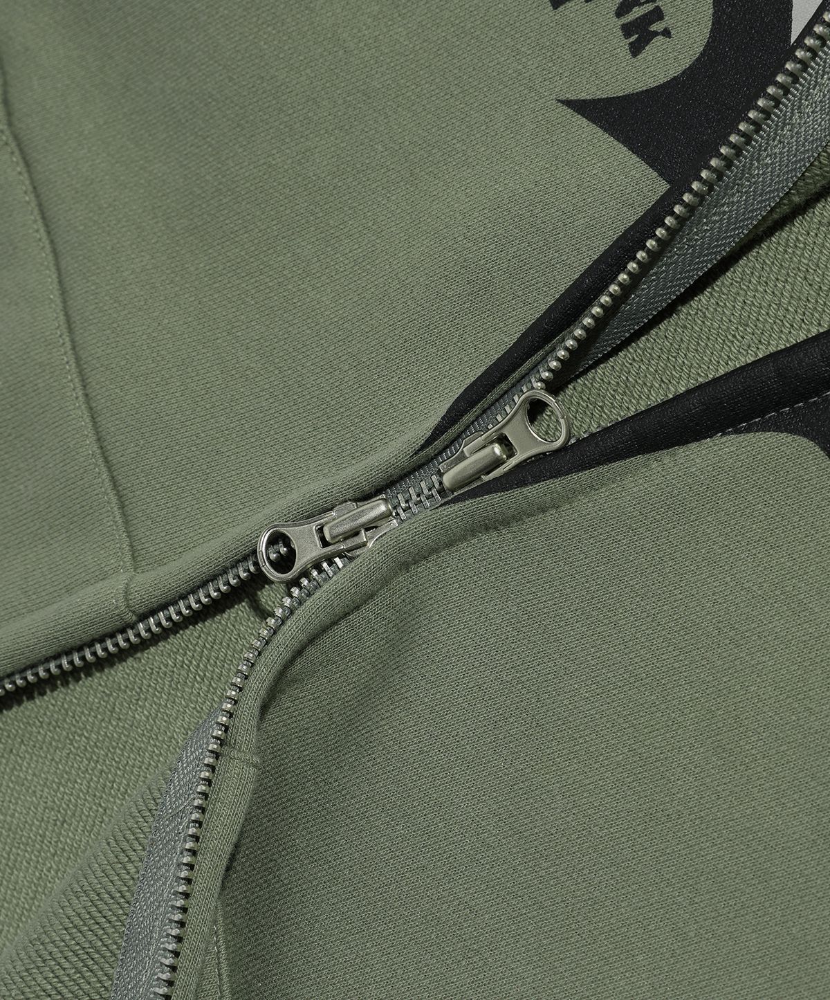 이스트쿤스트(ISTKUNST) BAT HOOD ZIP UP_OLIVE(IK2EFMM482A)