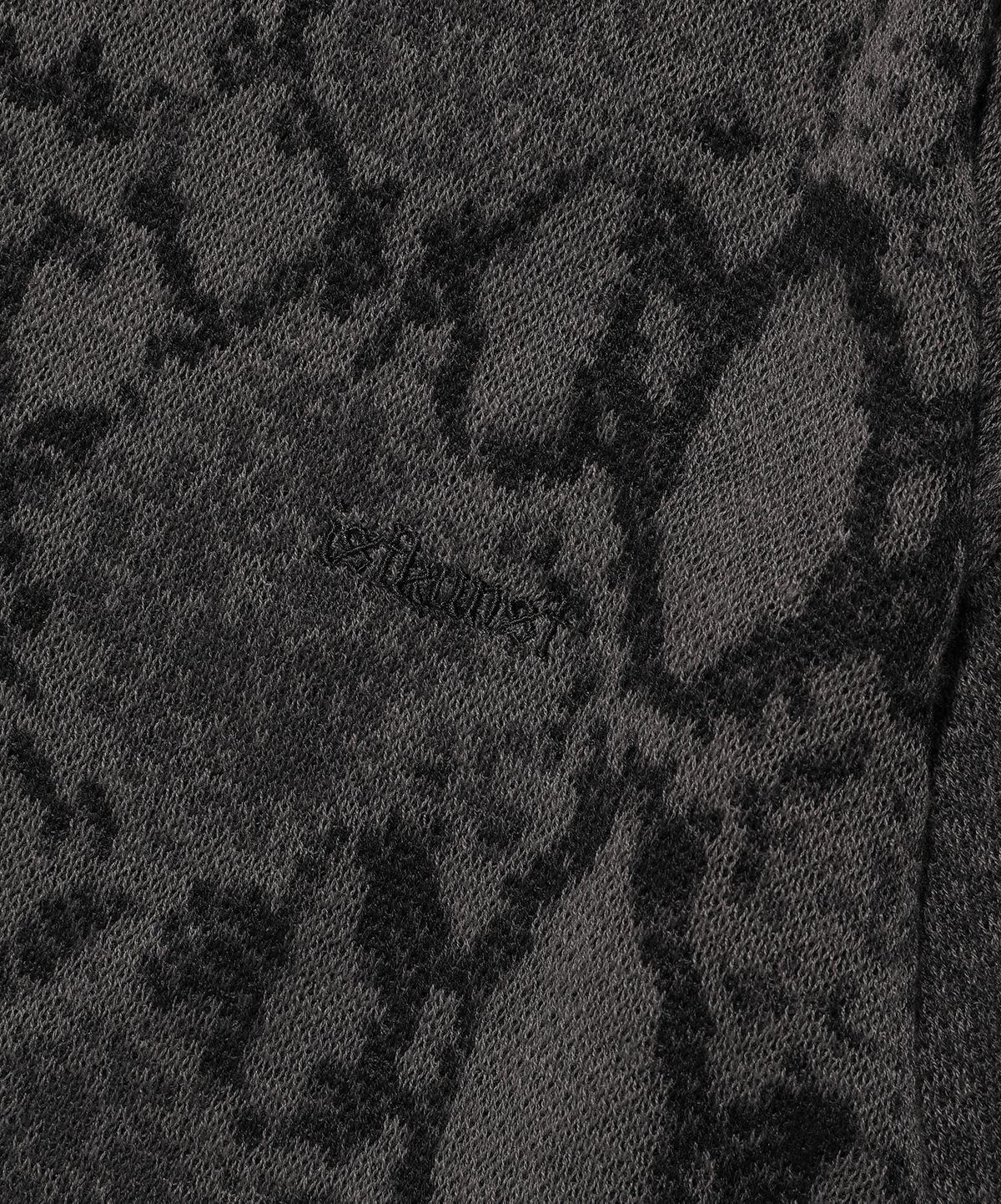 이스트쿤스트(ISTKUNST) PYTHON POLO KNIT_BLACK(IK2EFMK640A)
