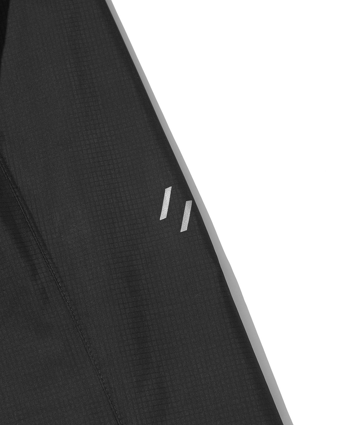 웰터 익스페리먼트(WELTER EXPERIMENT) 3LAYER SLIT REFLECTIVE HARD SHELL JACKET_BLACK_WOL063