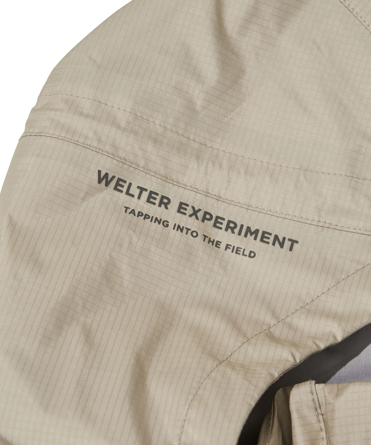 웰터 익스페리먼트(WELTER EXPERIMENT) 3LAYER SLIT REFLECTIVE HARD SHELL JACKET_CREAM_WOL064