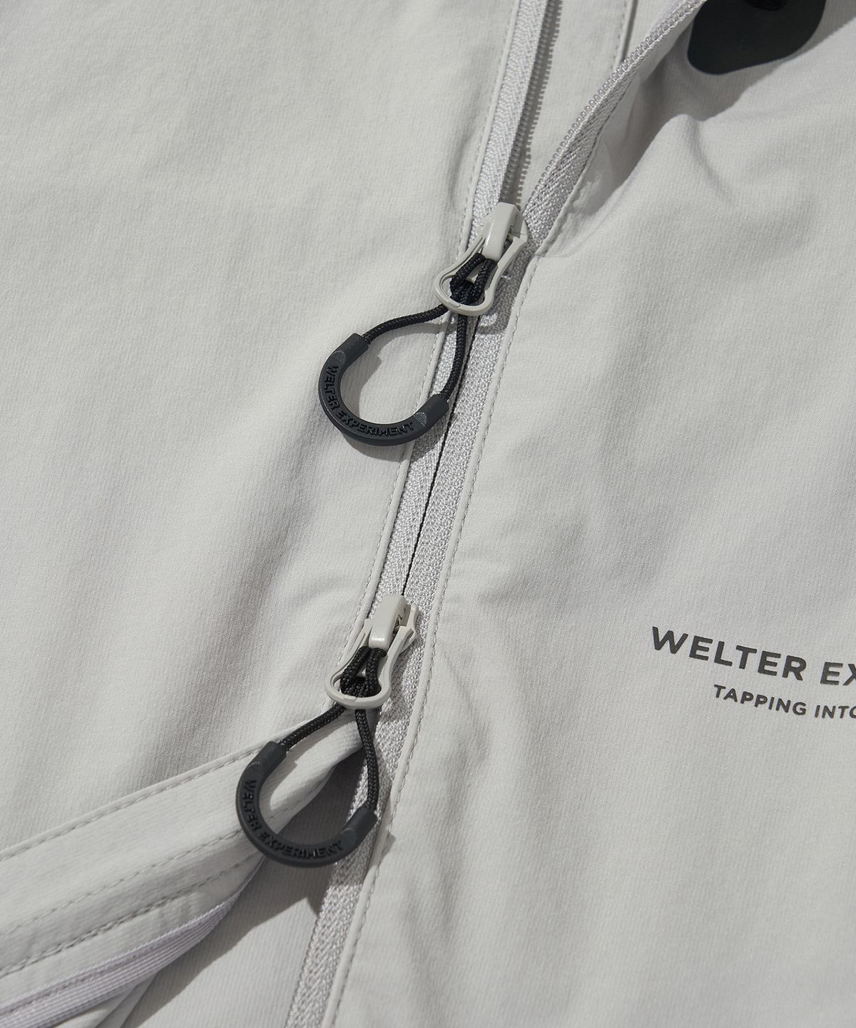 웰터 익스페리먼트(WELTER EXPERIMENT) VEO FLEXABLE WINDBREAKER_LIGHT GRAY_WOL075