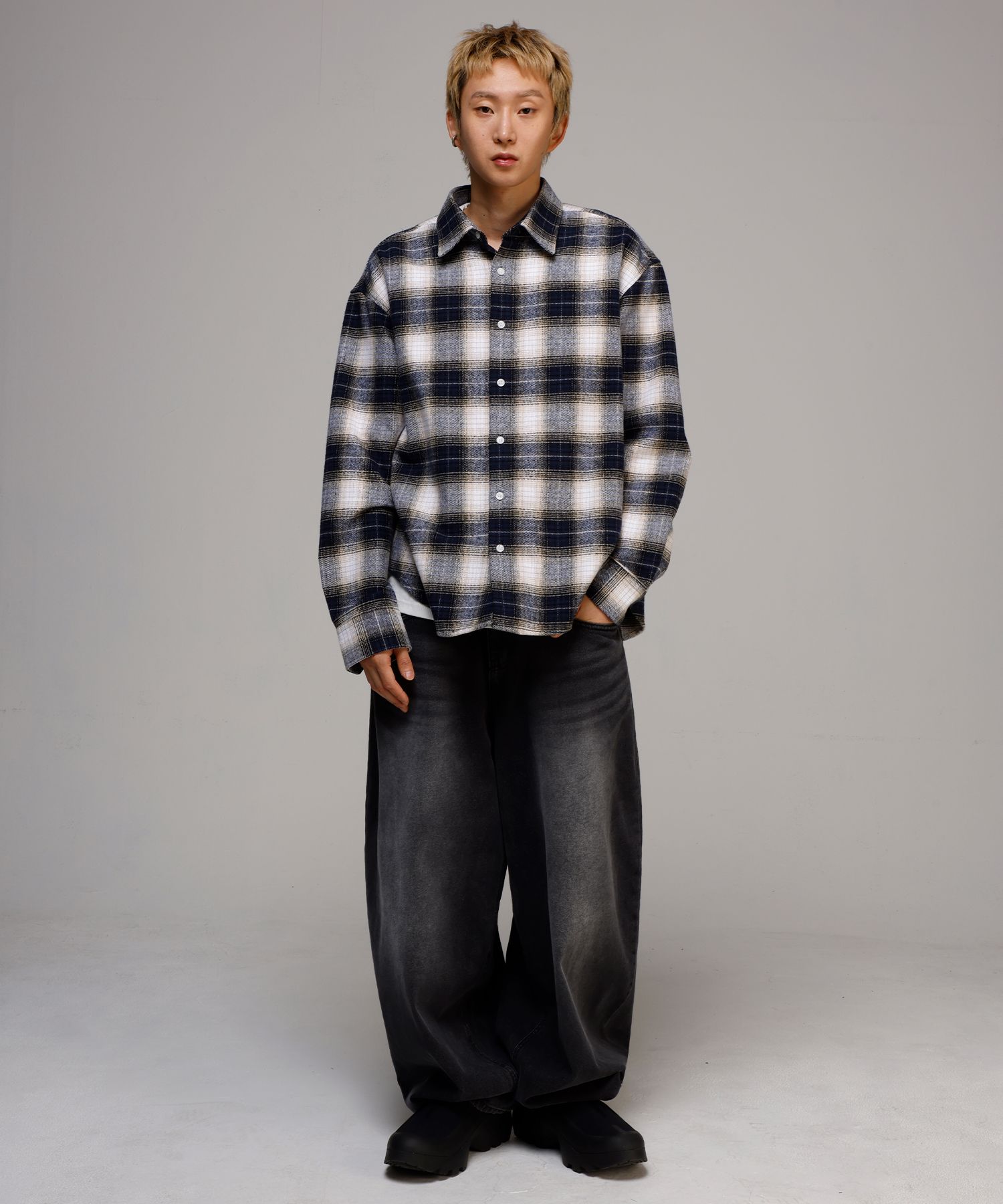 SCALLYWAG/SWING BALLOON FIT DENIM/ユニセックス/ワイドパンツ MUSINSA | SCALLYWAG Swing Balloon Fit Denim [Black]