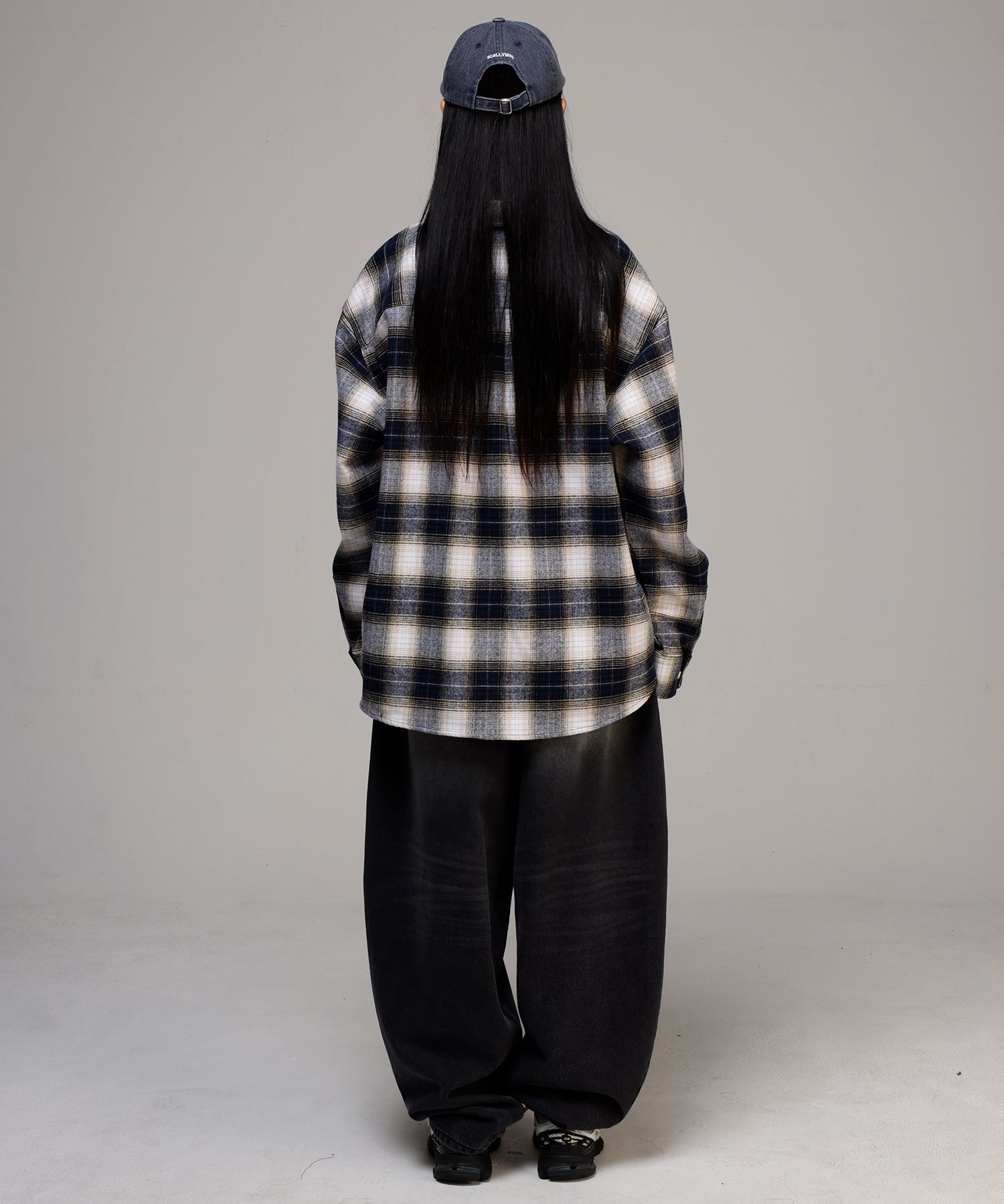 MUSINSA | SCALLYWAG Swing Balloon Fit Denim [Black]