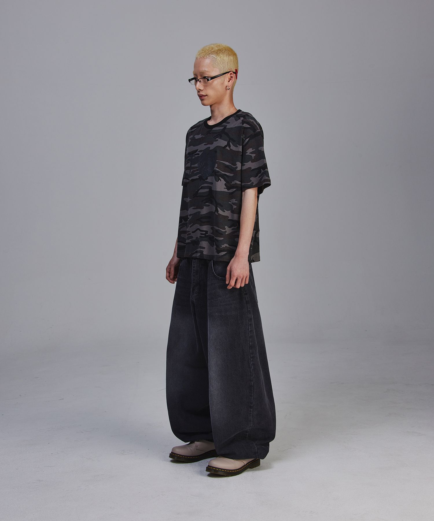 MUSINSA | SCALLYWAG Swing Balloon Fit Denim [Black]