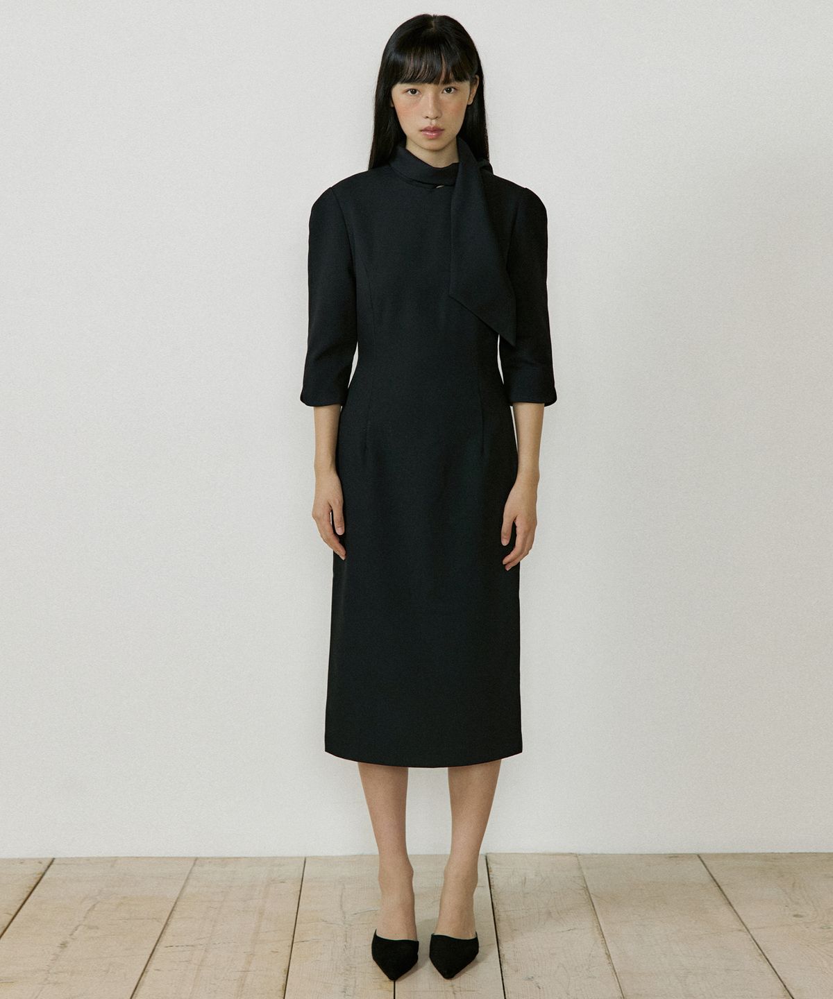 루시르주(LUCIR ZU) Muffler One-piece (black)