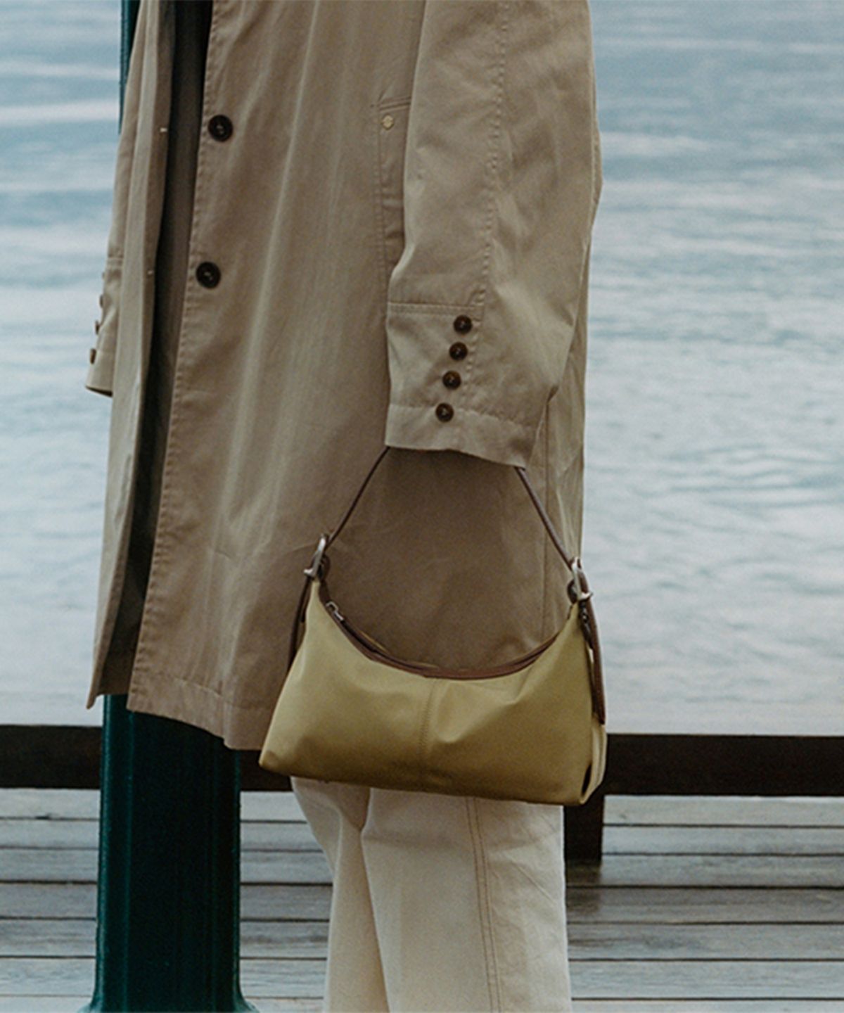 폴뉴아(FOLNUA) MINI BATEAU BAG-NYLON (2COLOR)