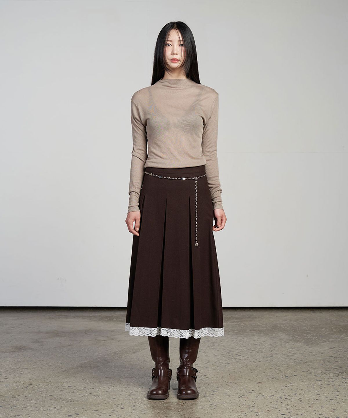320쇼룸(320SHOWROOM) Inverted Pleat Lace Trim Midi Wool Skirt Brown