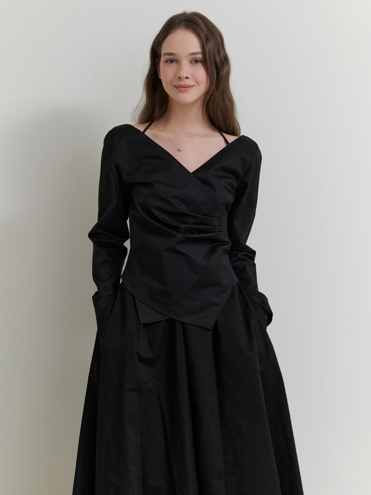 리엘(RE L) Twine wrap blouse (black)