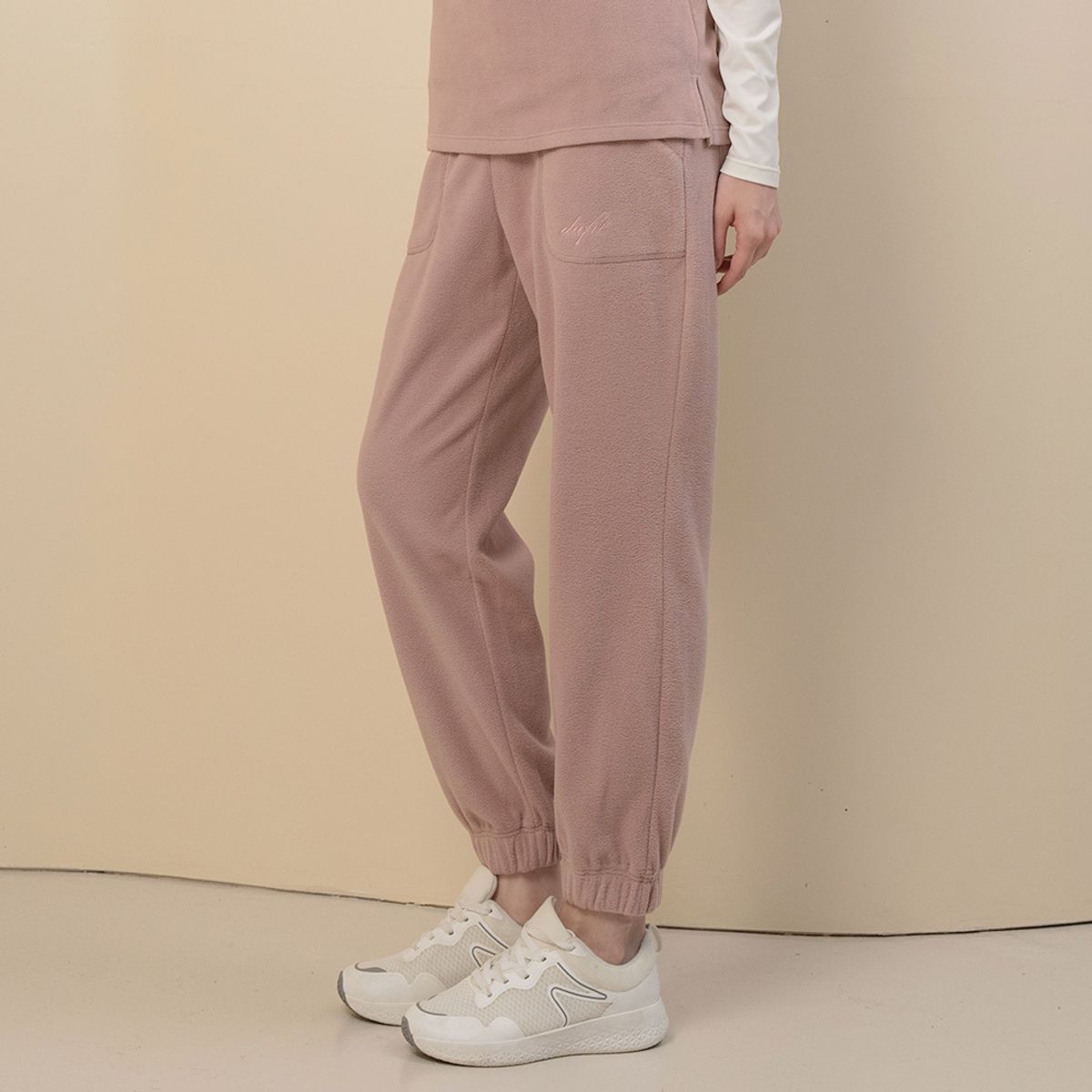 뒤란(DURAN) 웜 폴라플리스 아웃스티치 조거 팬츠 DBF4W-9192 3colors
