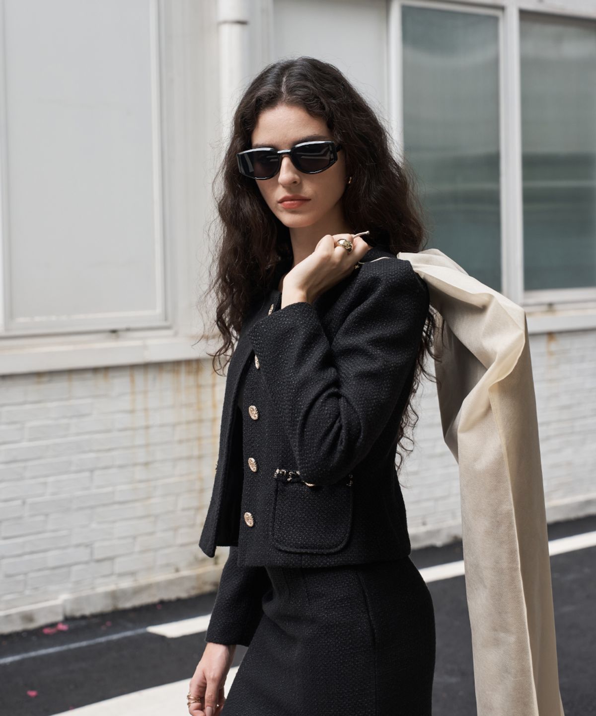 320쇼룸(320SHOWROOM) Tweed Puff Sleeve Jacket Black