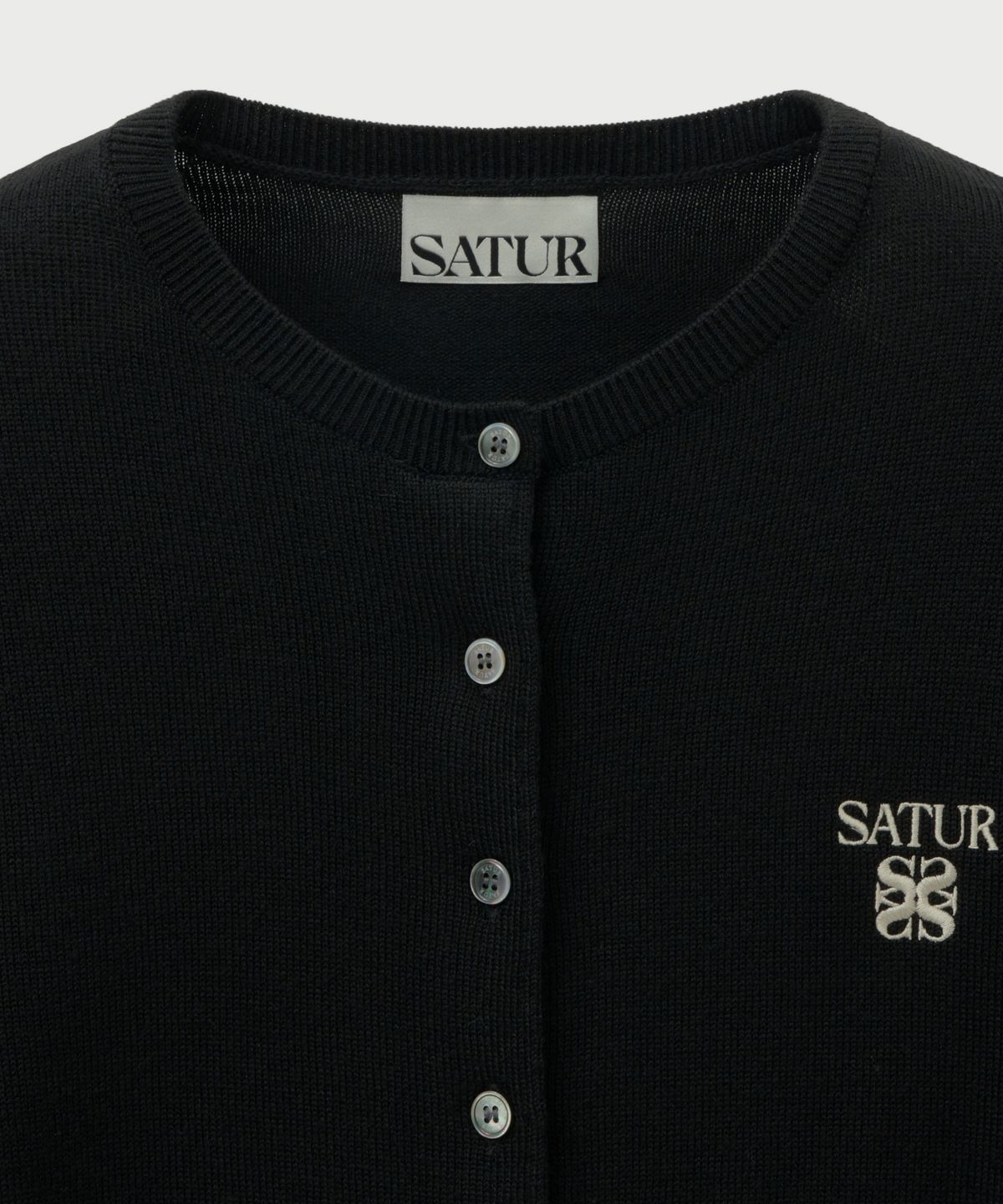 세터(SATUR) (W) 로렌 베이직 크루넥 파인 가디건 블랙