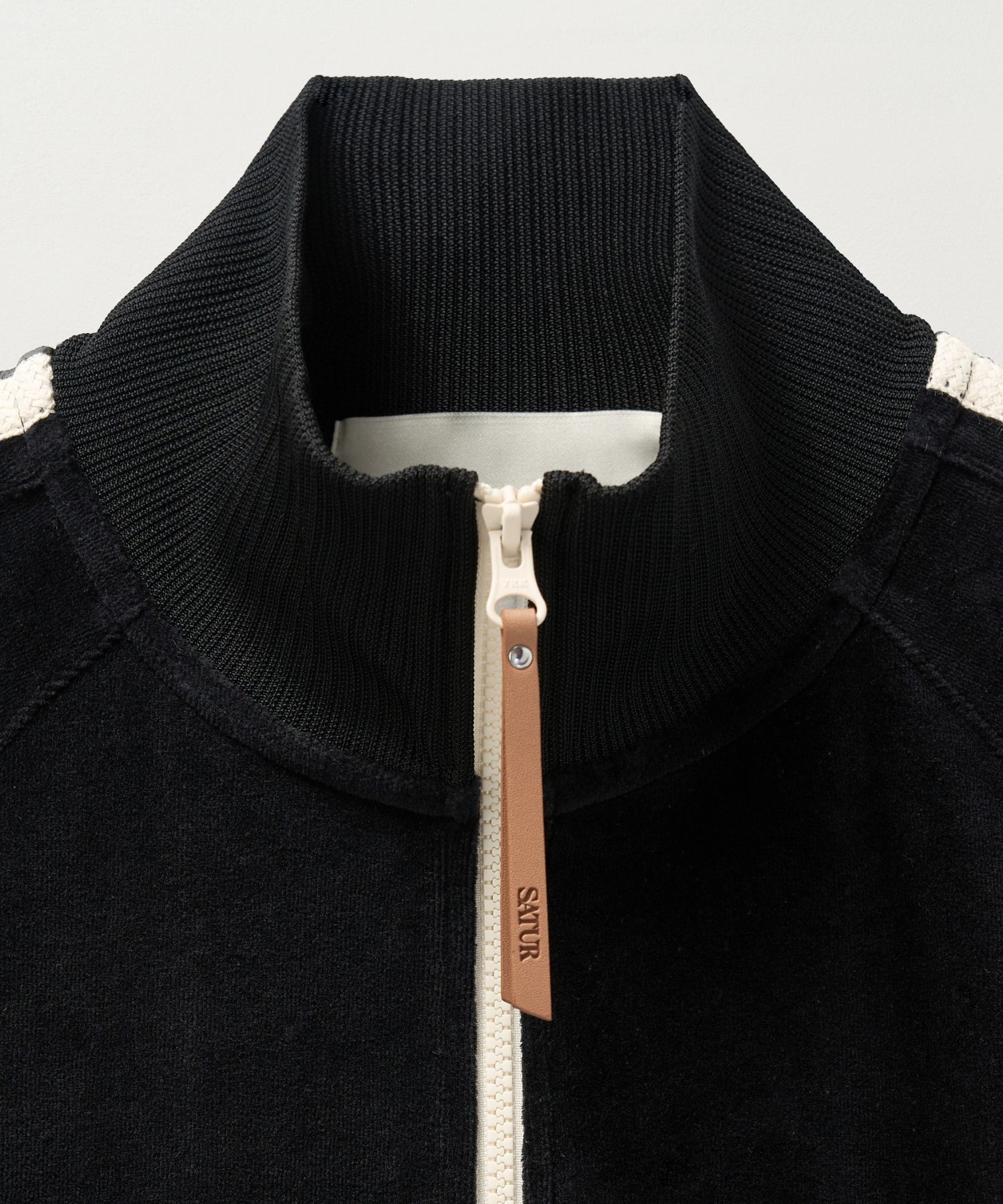 MUSINSA公式 | SATUR (W) Lawton Velour Track Jacket Navy