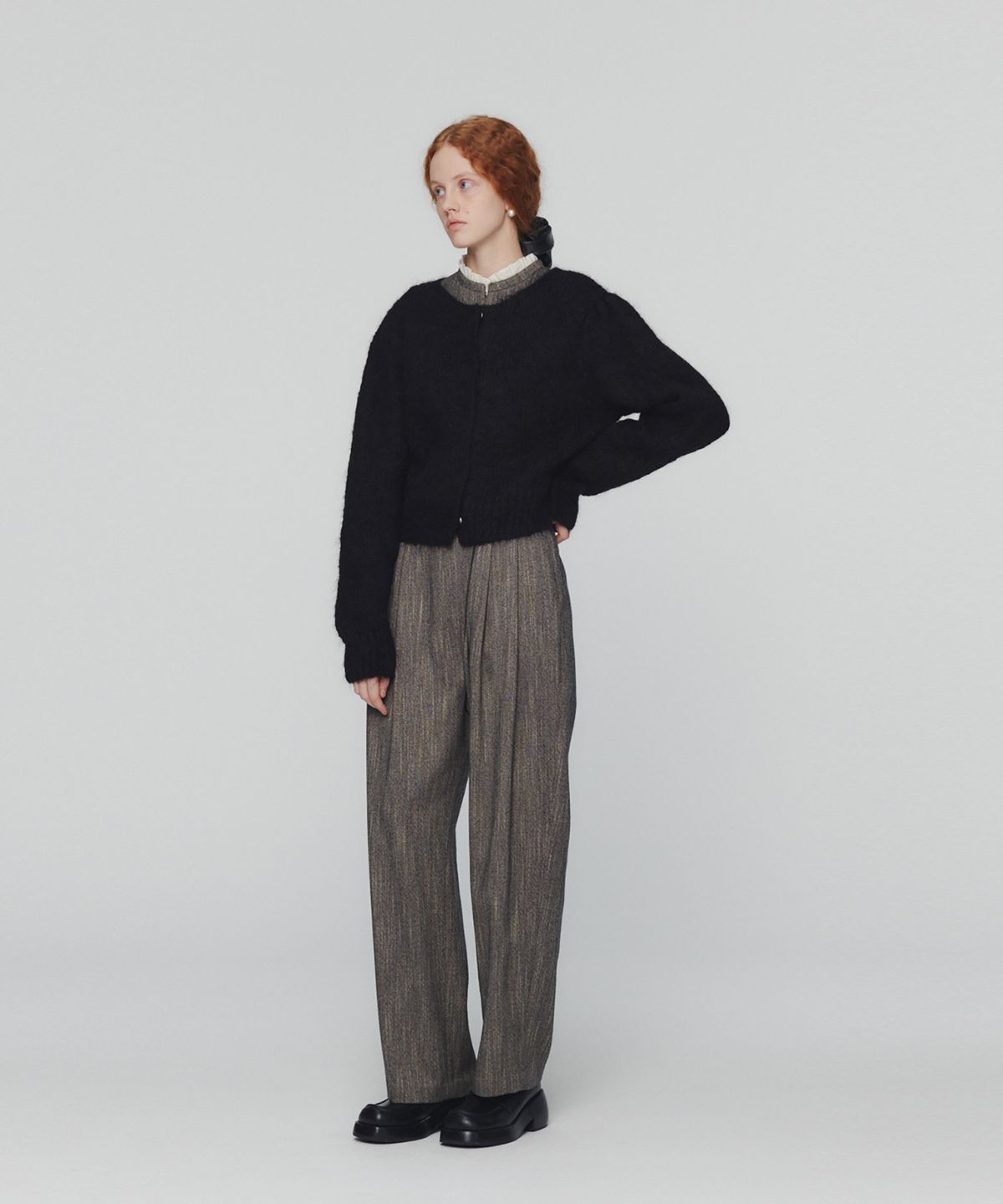 아모멘토(AMOMENTO) NEW GRANDMA CARDIGAN_BLACK