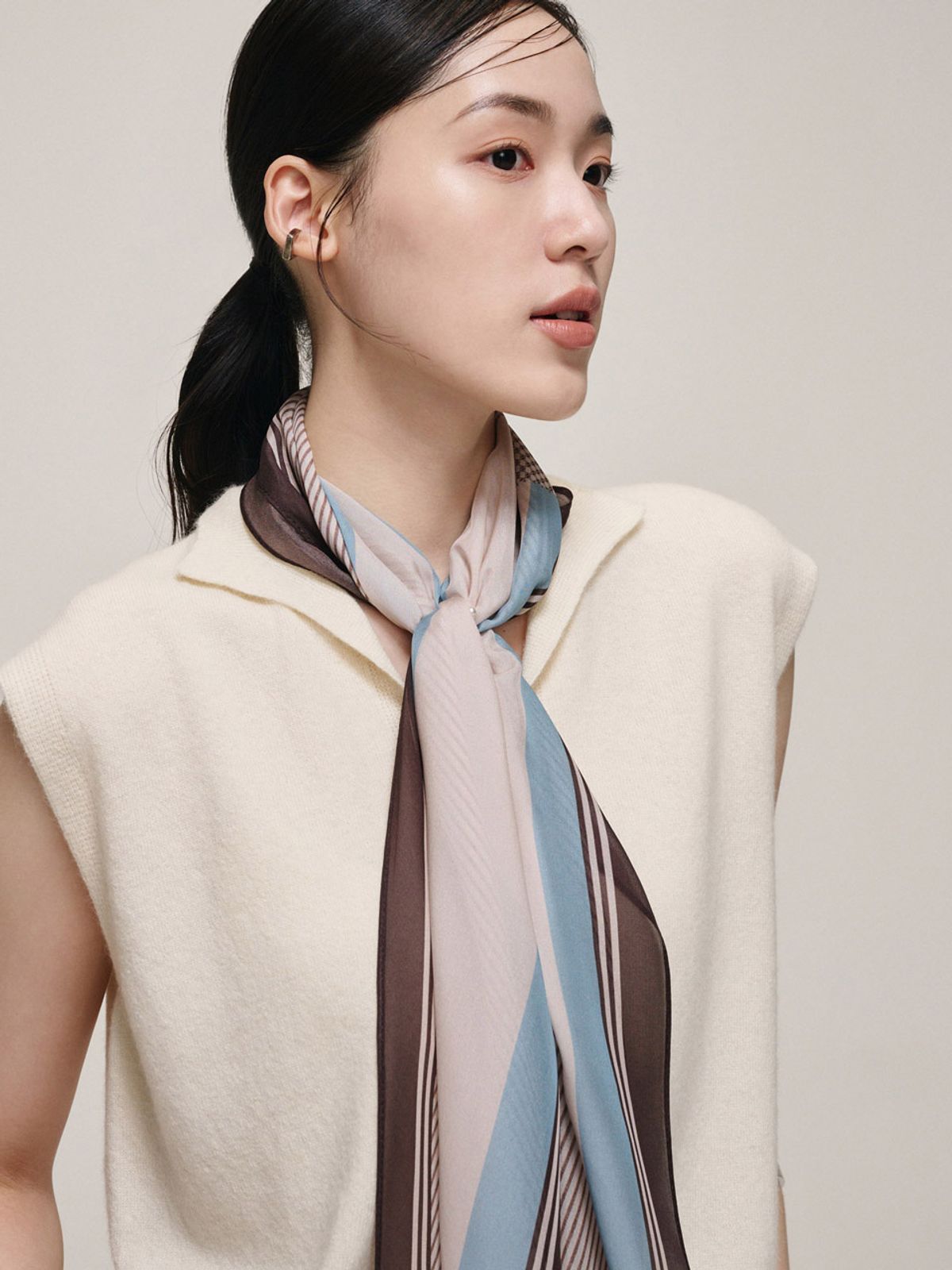 생럭슈(SAINTLUXURE) 호브 스카이블루