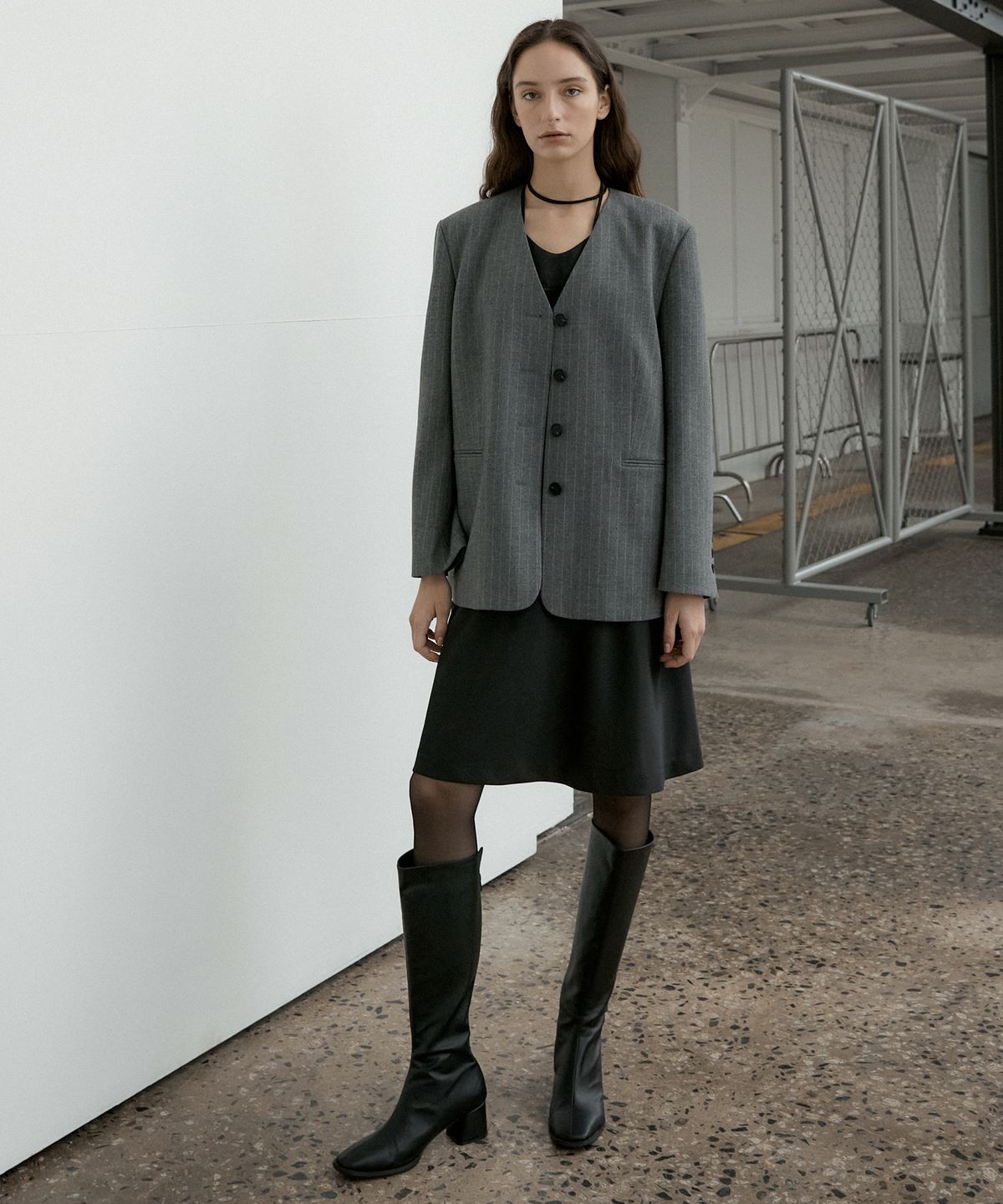 오떼뜨(OCTETTE) WOOL STRIPE NOCOLLAR BLAZER_2COLOR