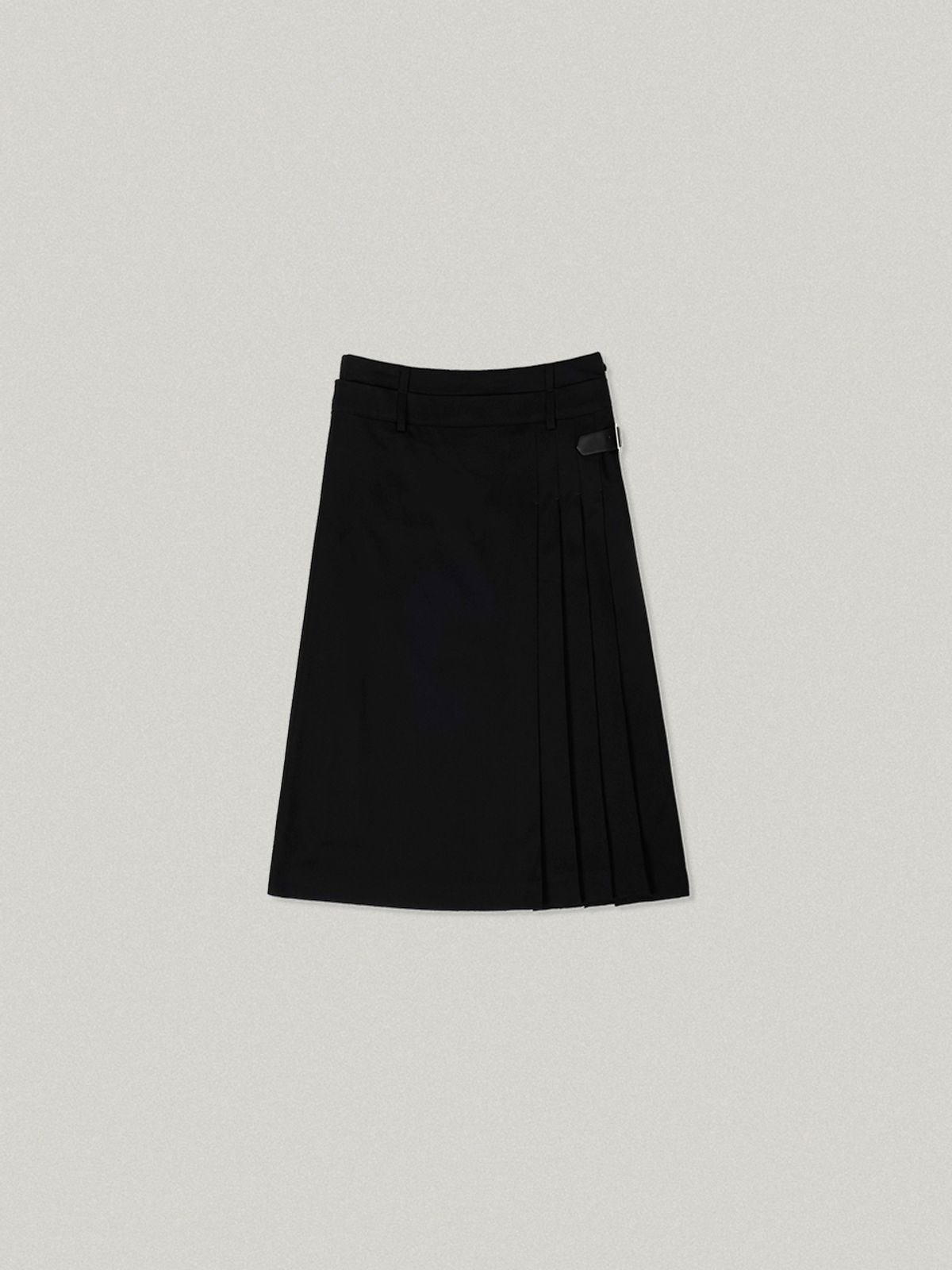 폴뉴아(FOLNUA) AGRAFE PLEATS SKIRT (BLACK)