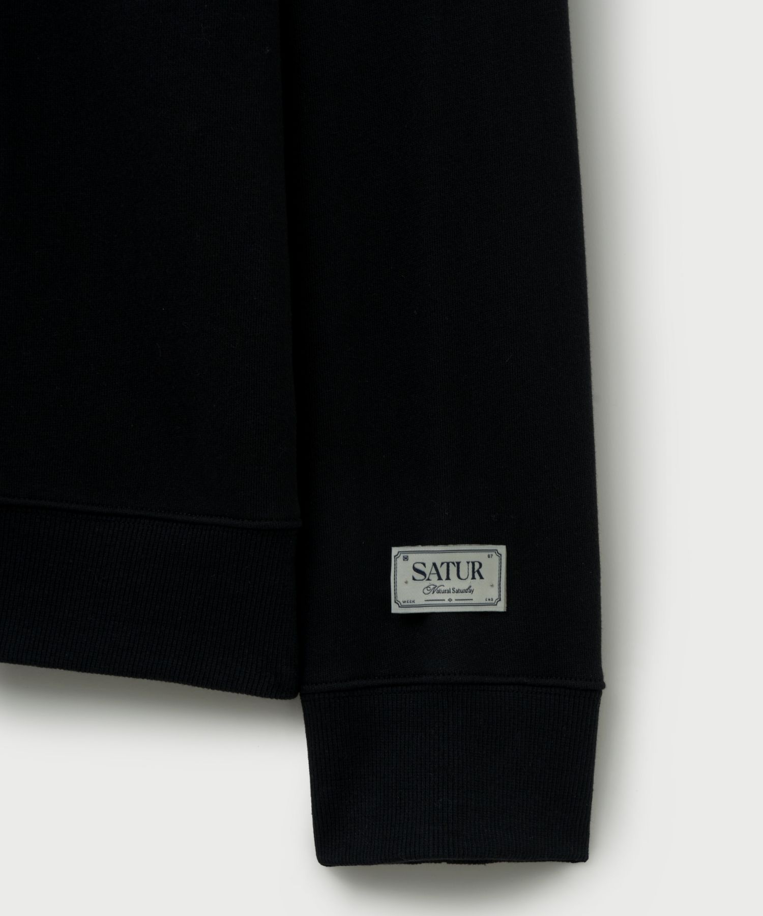 MUSINSA公式 | SATUR Angel graphic sweatshirt black