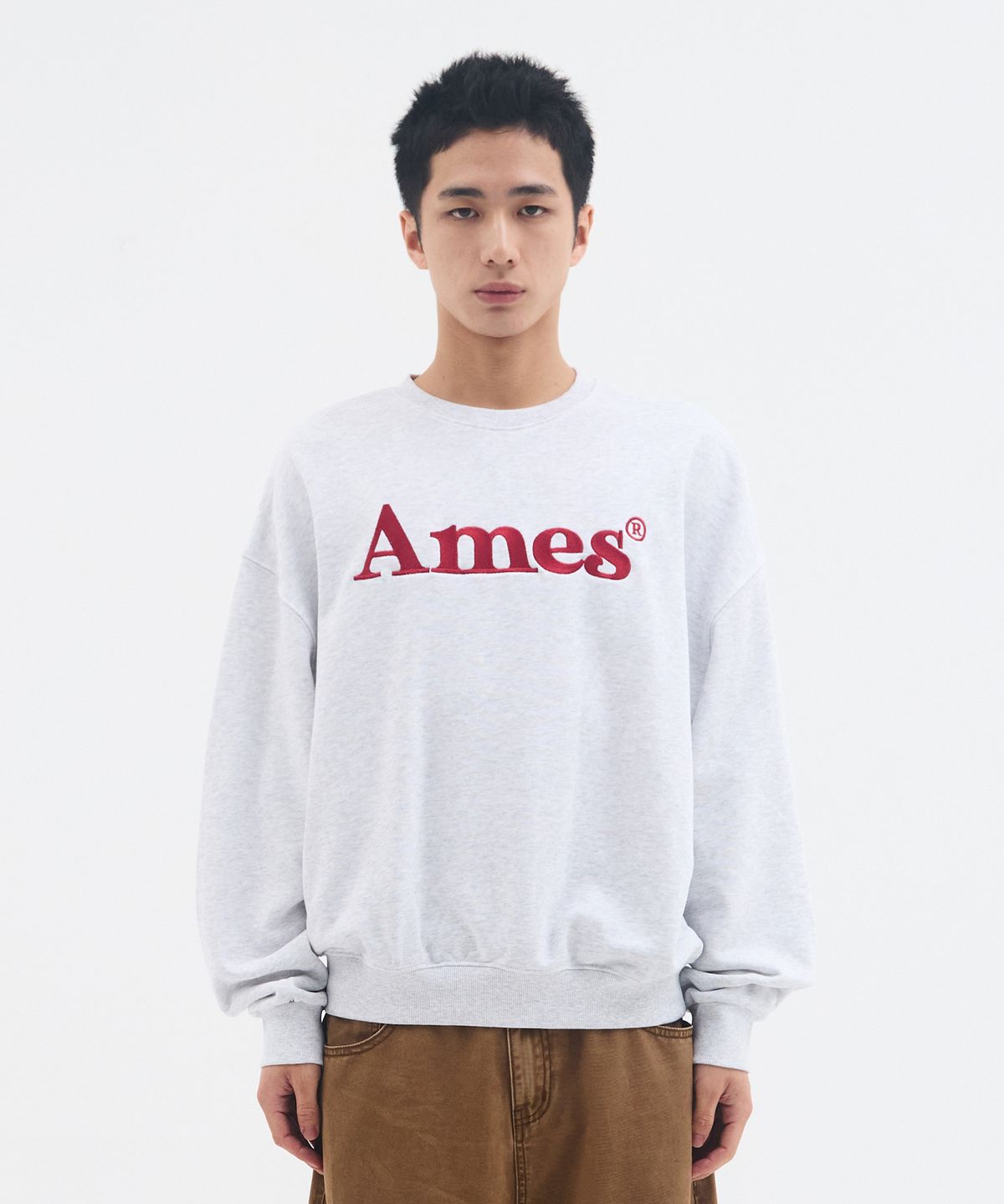 아메스 월드와이드(AMES-WORLDWIDE) BASIC LOGO SWEATSHIRT LIGHT GREY