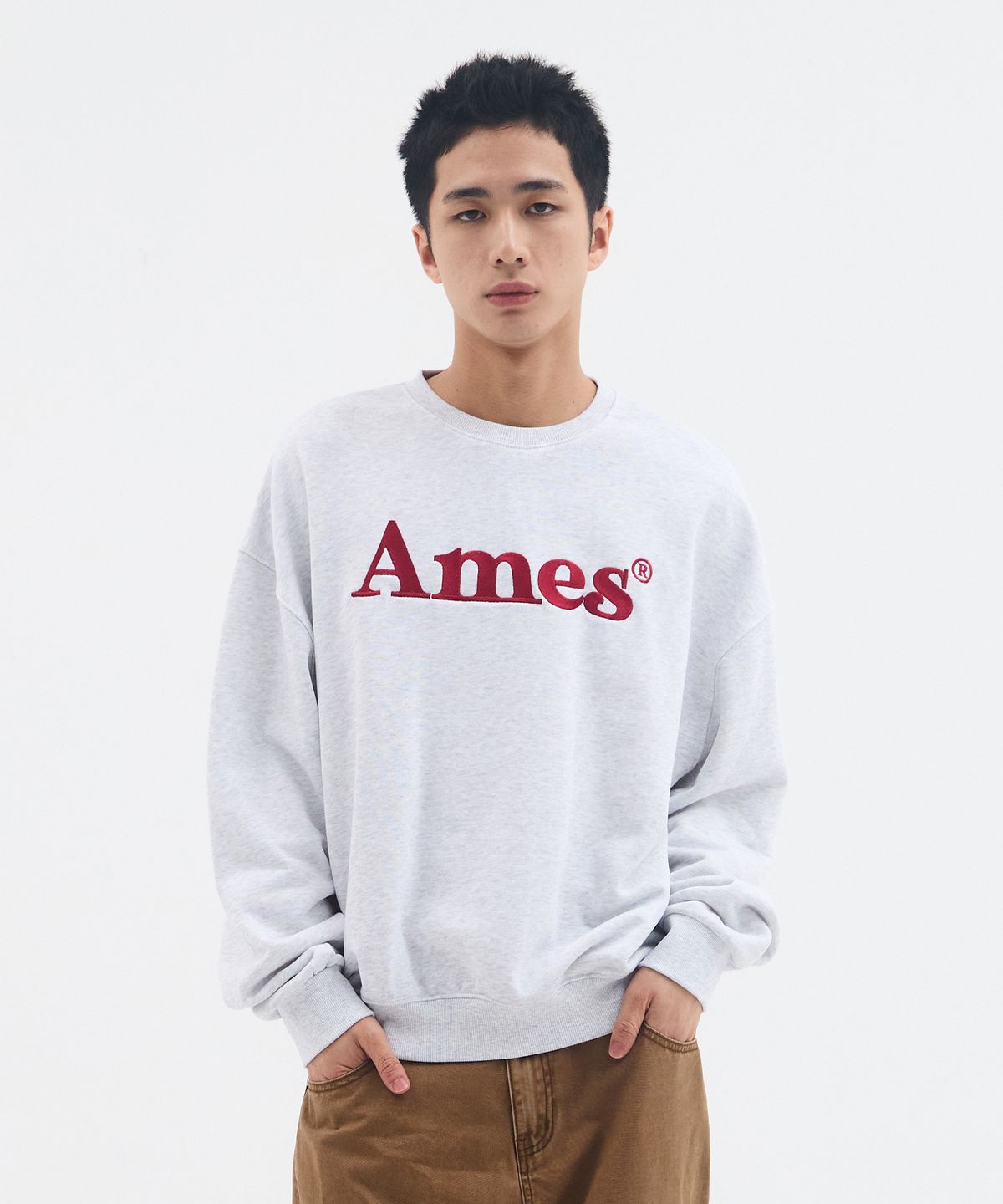 아메스 월드와이드(AMES-WORLDWIDE) BASIC LOGO SWEATSHIRT LIGHT GREY