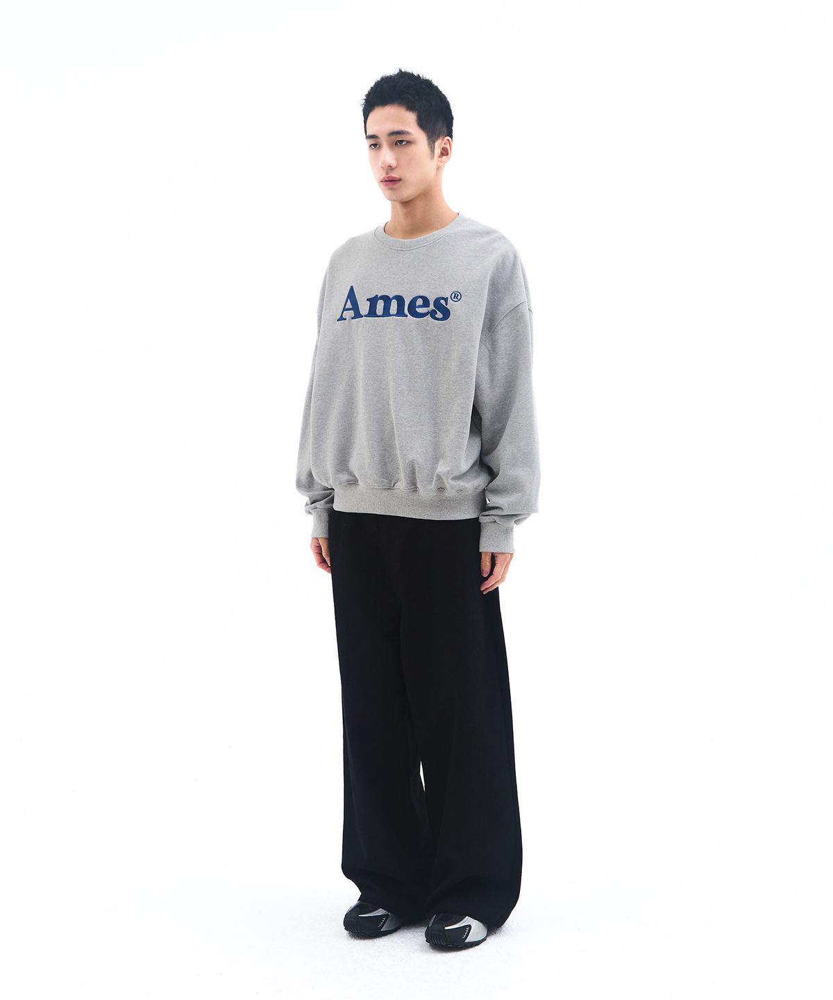 아메스 월드와이드(AMES-WORLDWIDE) BASIC LOGO SWEATSHIRT GREY