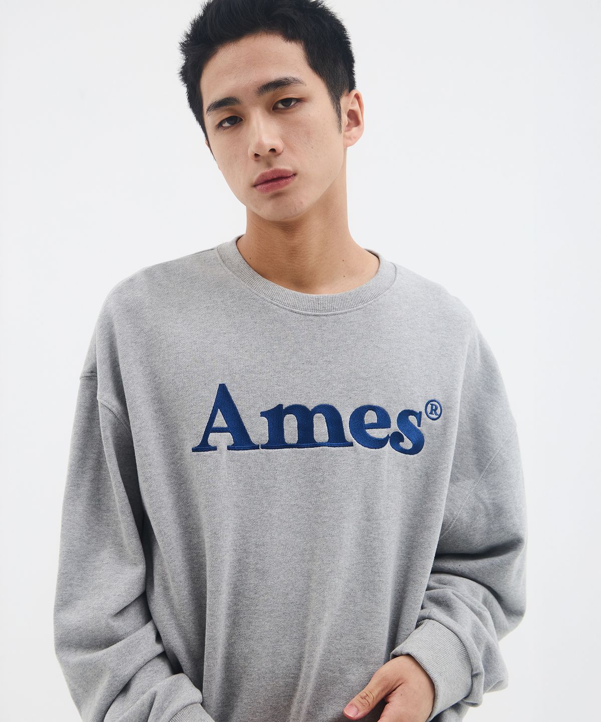 아메스 월드와이드(AMES-WORLDWIDE) BASIC LOGO SWEATSHIRT GREY