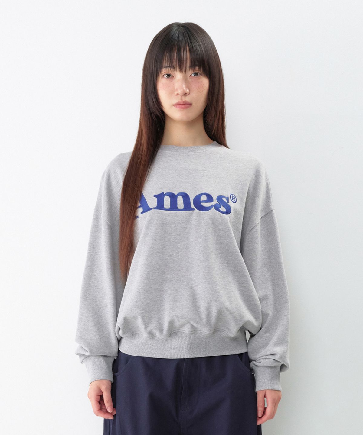 아메스 월드와이드(AMES-WORLDWIDE) BASIC LOGO SWEATSHIRT GREY