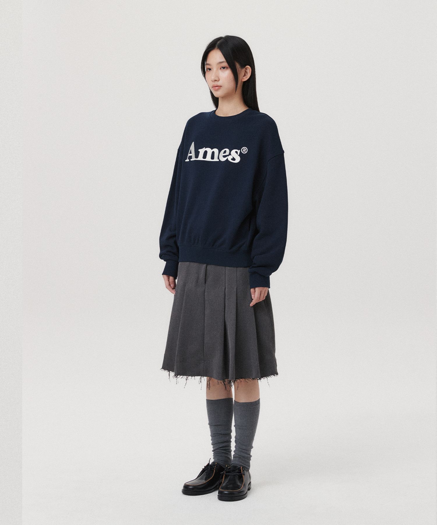 ★AMES-WORLDWIDE★BASIC LOGO SWEATSHIRT NAVY★正規品/送料込 MUSINSA | AMES-WORLDWIDE BASIC LOGO SWEATSHIRT NAVY