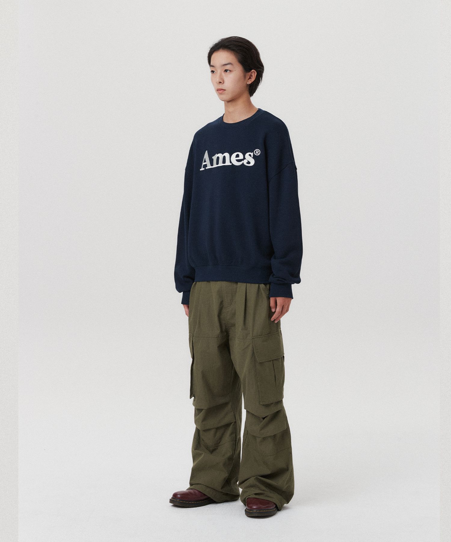★AMES-WORLDWIDE★BASIC LOGO SWEATSHIRT NAVY★正規品/送料込 MUSINSA | AMES-WORLDWIDE BASIC LOGO SWEATSHIRT NAVY