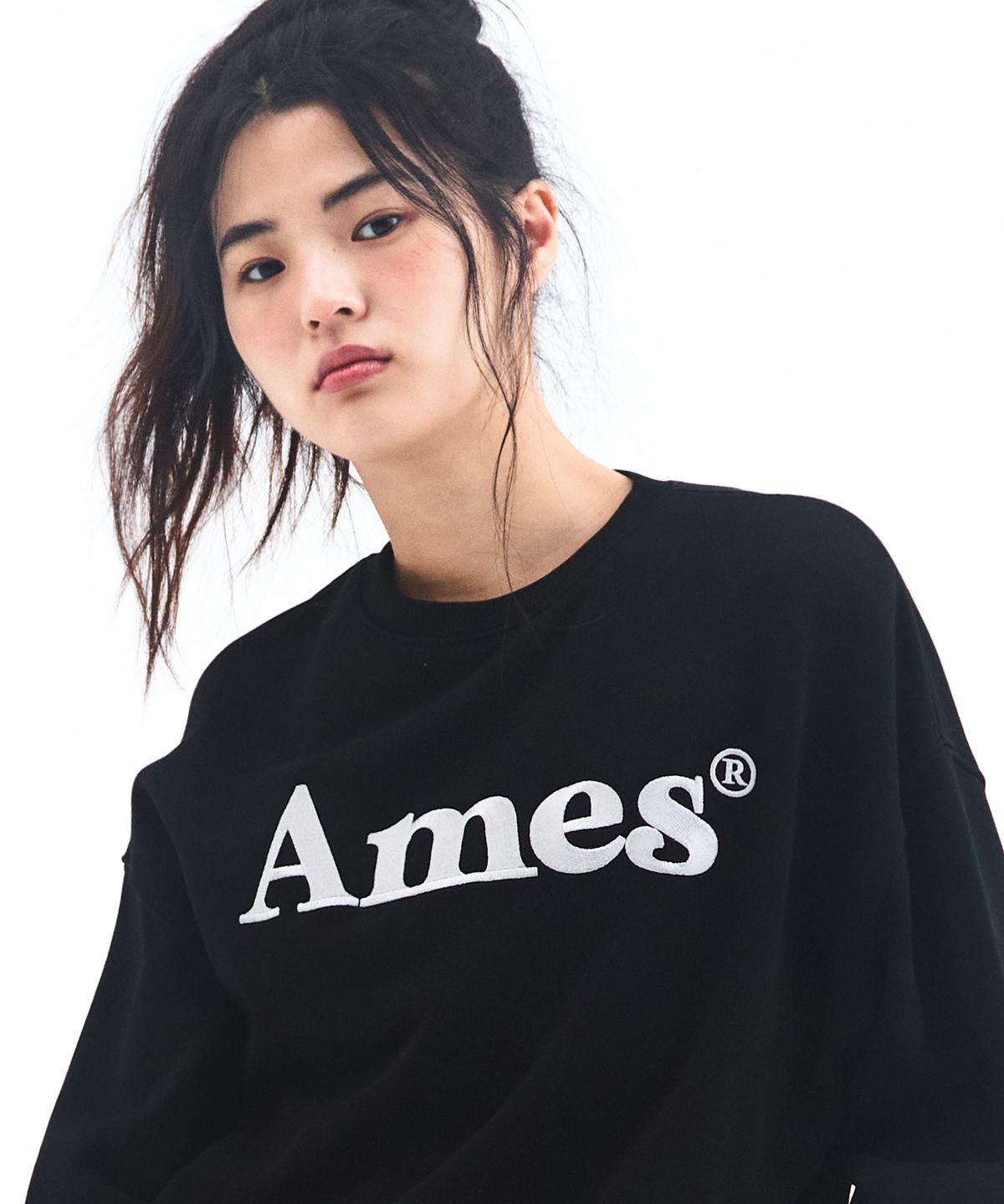 아메스 월드와이드(AMES-WORLDWIDE) BASIC LOGO SWEATSHIRT BLACK