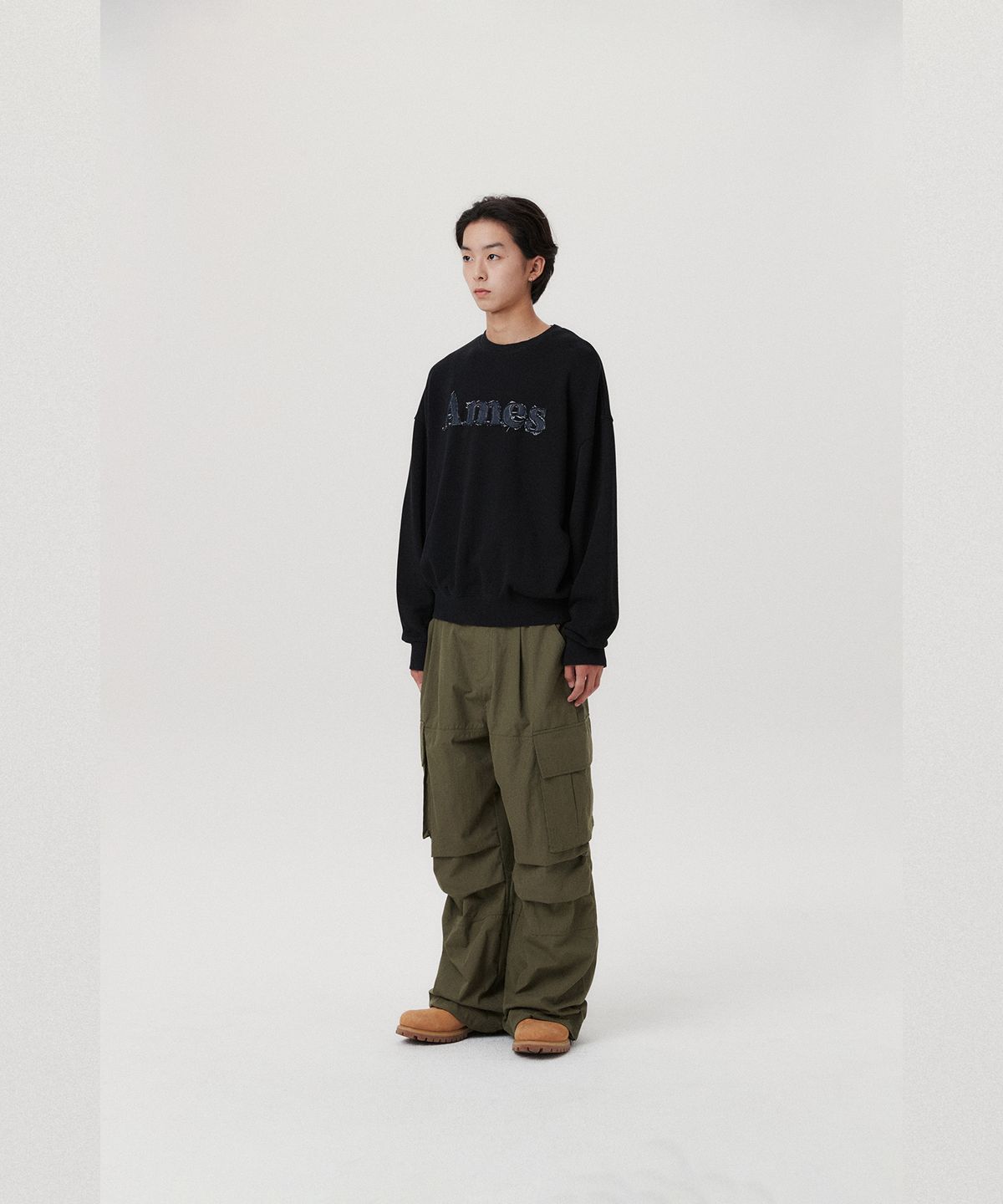 아메스 월드와이드(AMES-WORLDWIDE) BASIC DENIM LOGO SWEATSHIRT BLACK