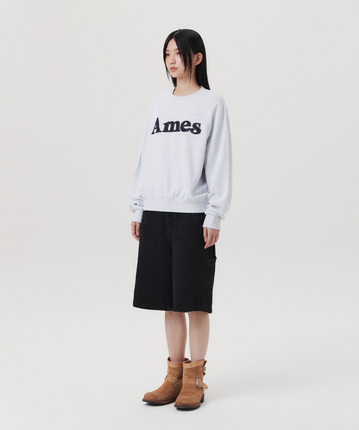 아메스 월드와이드(AMES-WORLDWIDE) BASIC DENIM LOGO SWEATSHIRT LIGHT GREY