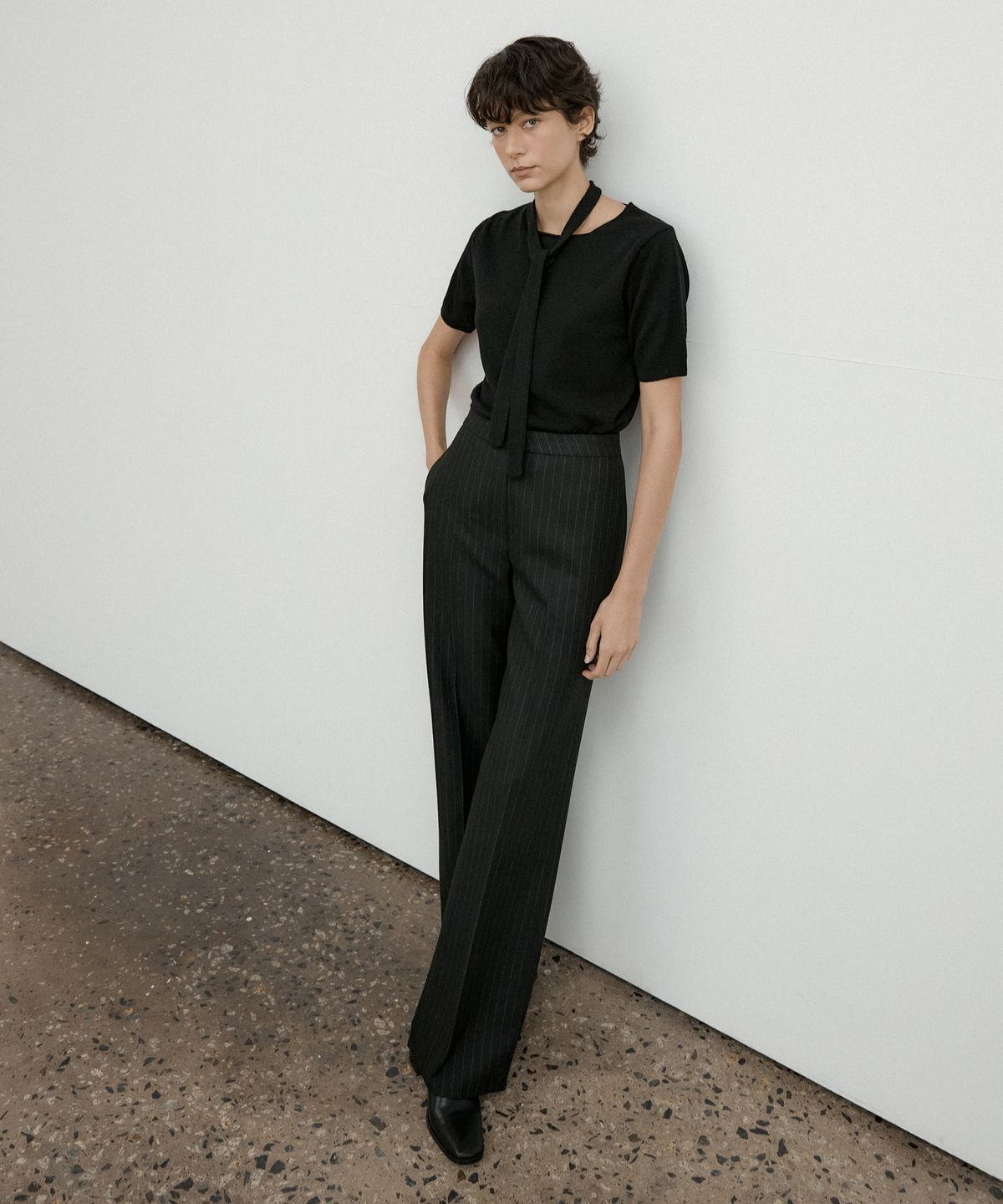 오떼뜨(OCTETTE) WOOL STRIPE TROUSER_2COLOR