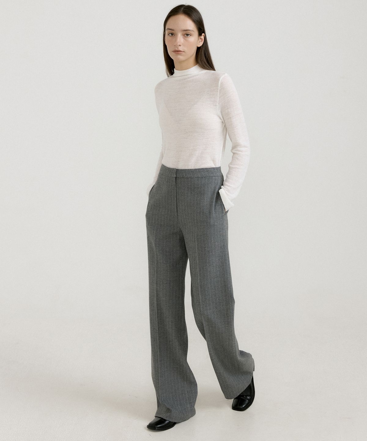 오떼뜨(OCTETTE) WOOL STRIPE TROUSER_2COLOR