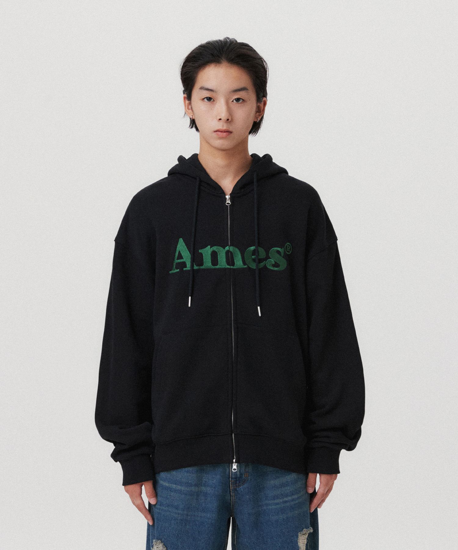 MUSINSA | AMES-WORLDWIDE BASIC LOGO HOODIE ZIP UP BLACK