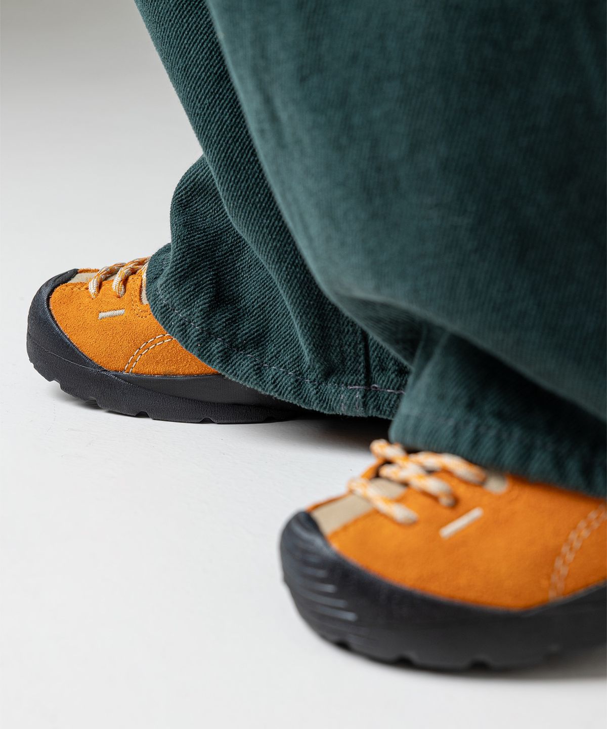킨(KEEN) 재스퍼 스니커즈 Orange Pepper
