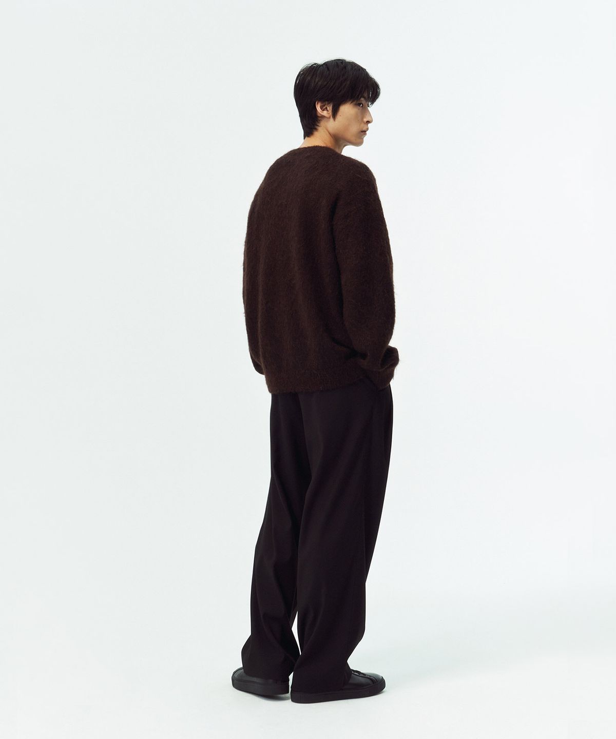블랭크룸(BLANKROOM) 모헤어 니트_DARK CHOCOLATE
