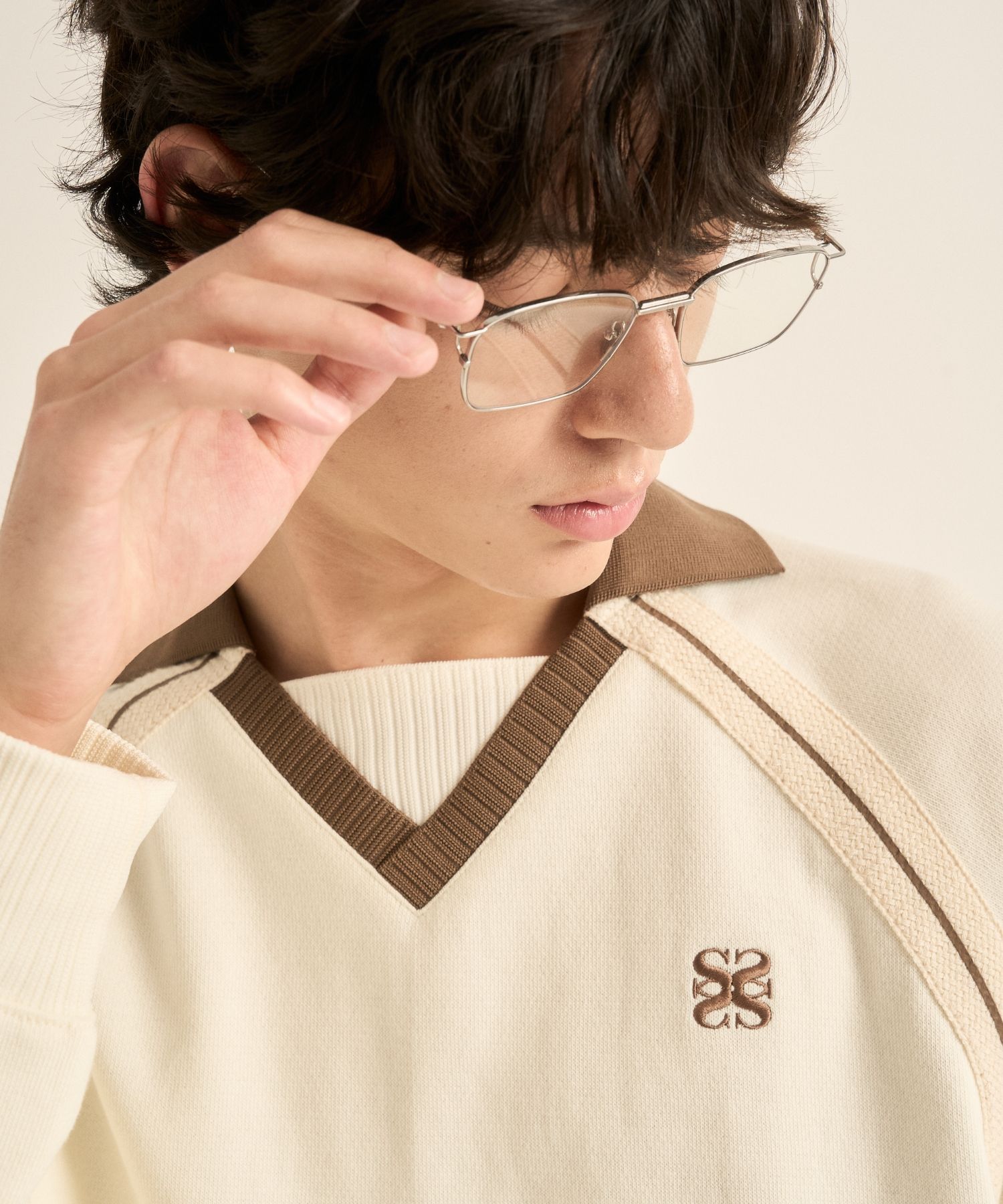 MUSINSA | SATUR Lausanne Sweatshirt Cream