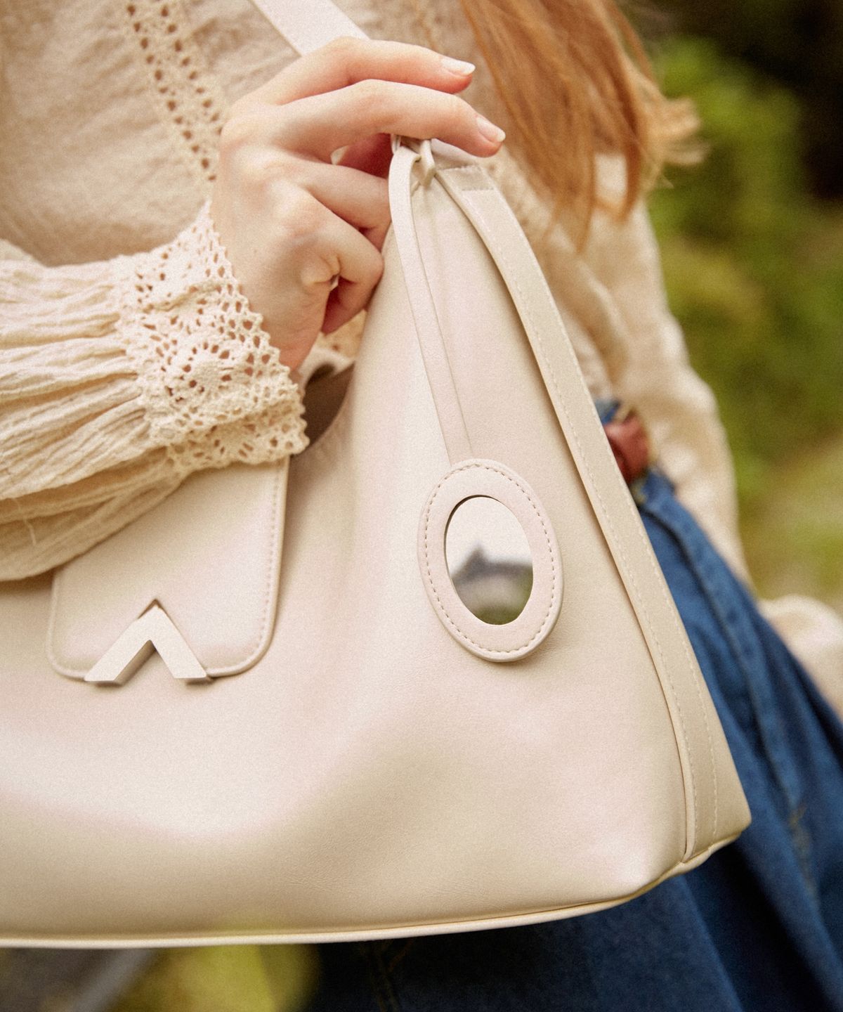 벨류엣(VALLUAT) Gleam mirror bag charm_Ivory