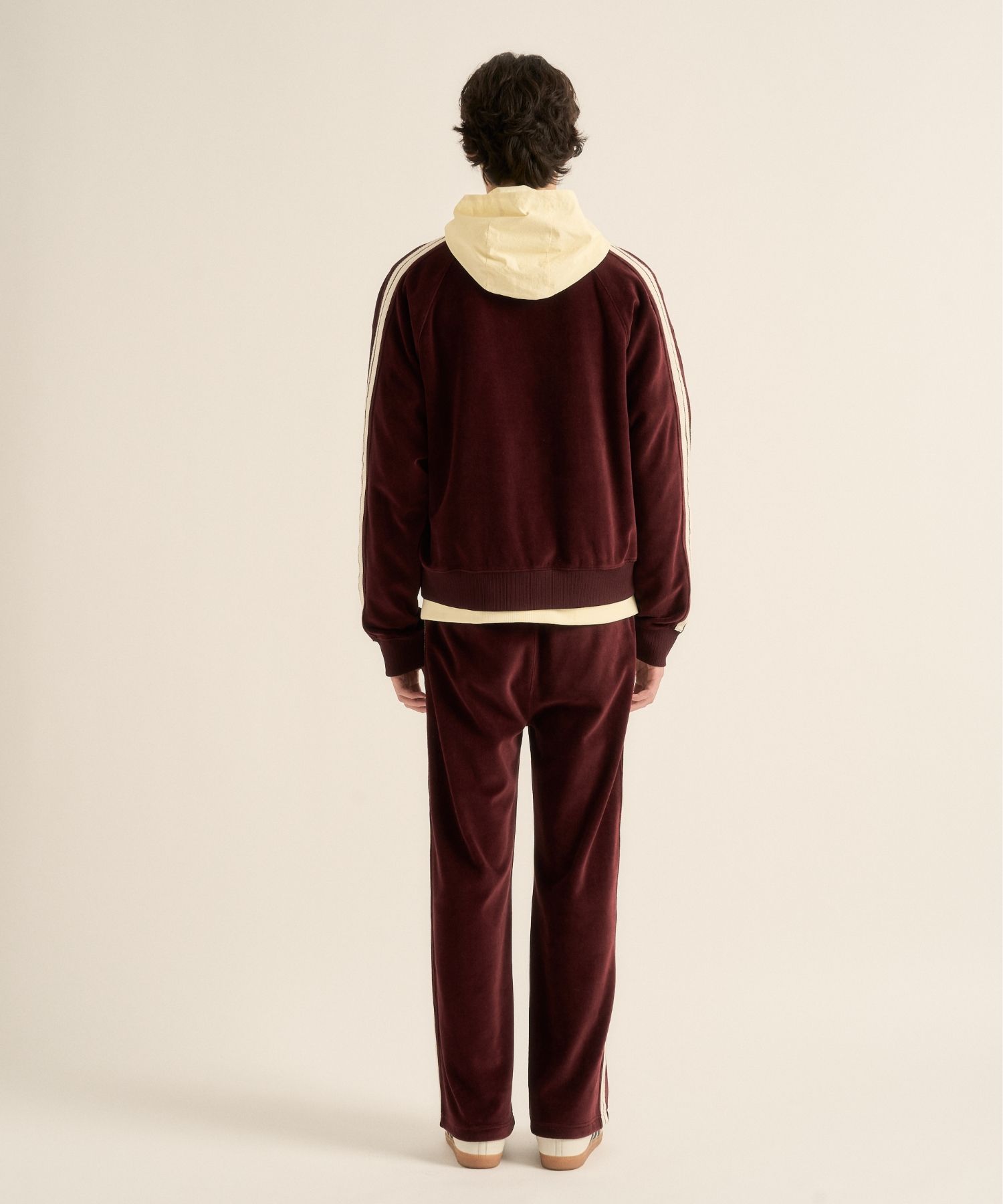 [SATUR] (W)Lawton Velour Track Pants★新作・24AW★韓国★ MUSINSA公式 | SATUR Lawton Velour Track Pants Burgundy