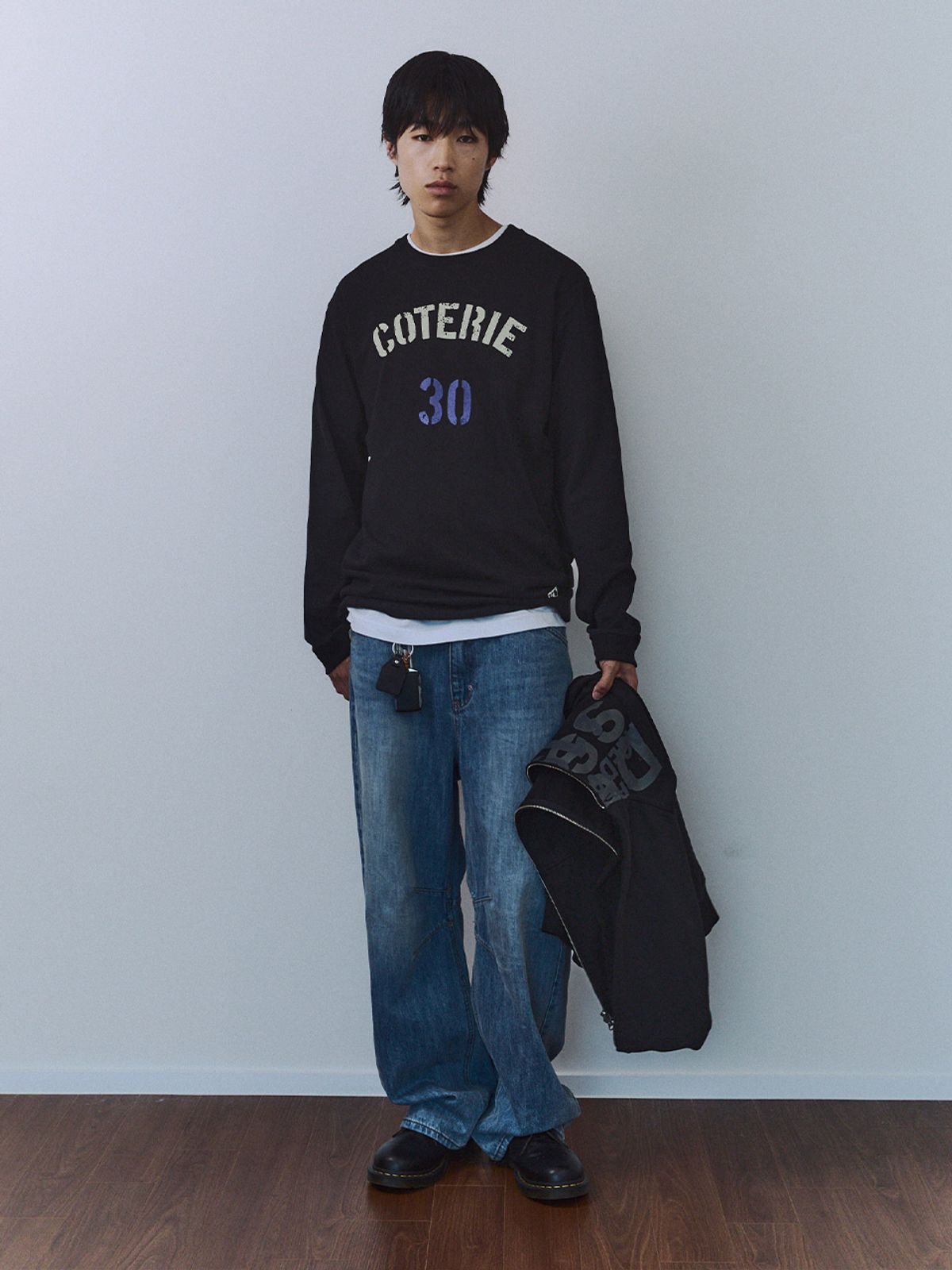 기준 맨(KIJUN MEN) COTERIE Long Sleeve T-Shirt Black
