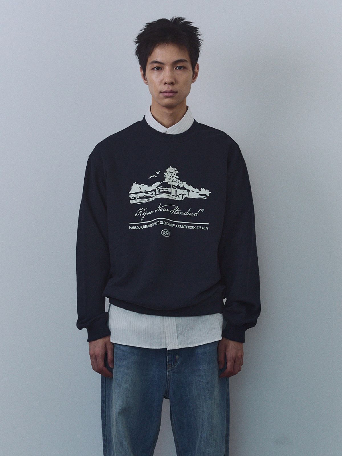 기준(KIJUN) Hotel Pullover UNISEX Navy
