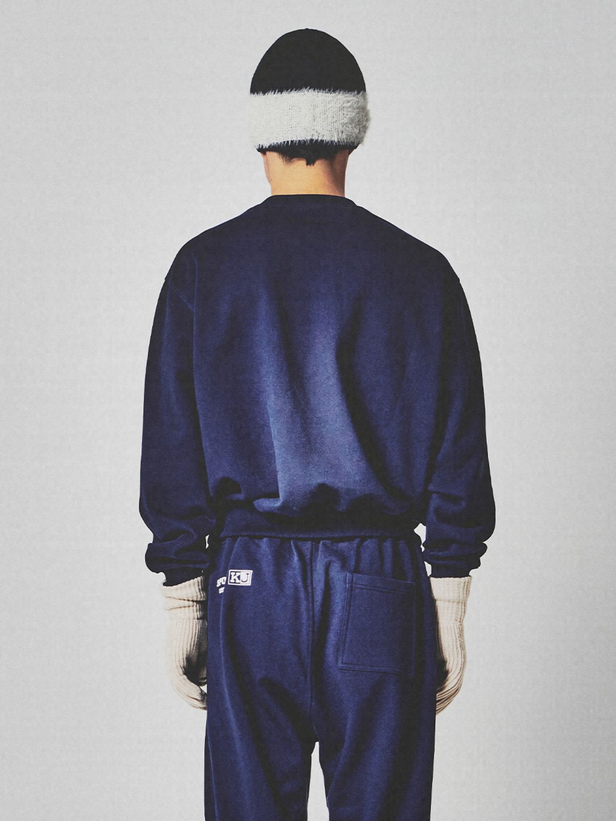 기준 맨(KIJUN MEN) Hard-Wear Sweatshirt Navy