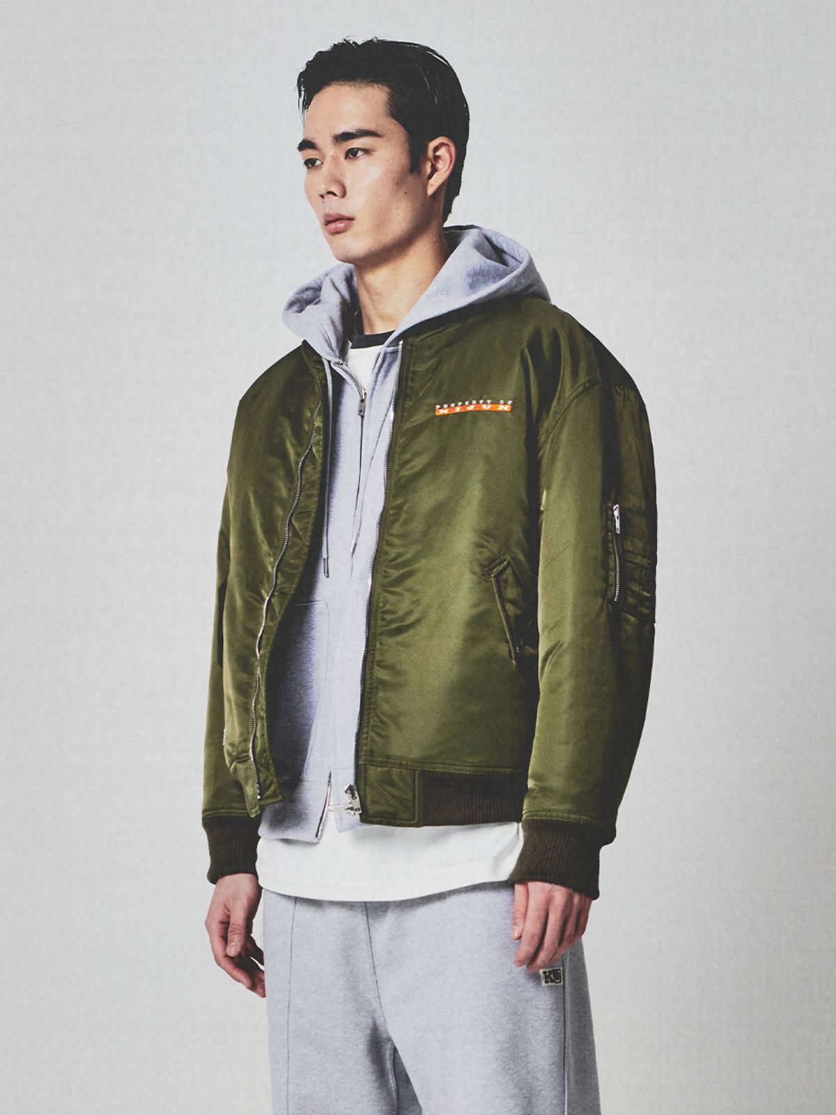 기준 맨(KIJUN MEN) Logo MA-1 Khaki